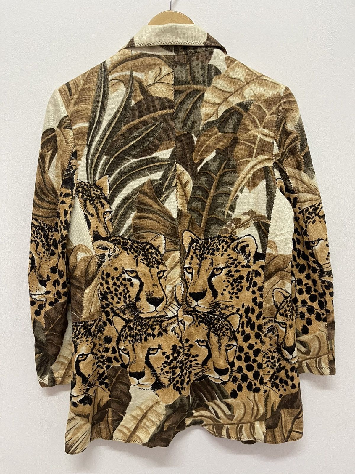 Japanese Brand Vintage Luxury Graffiti Inspired Versace Design Size US S / EU 44-46 / 1 - 4 Thumbnail