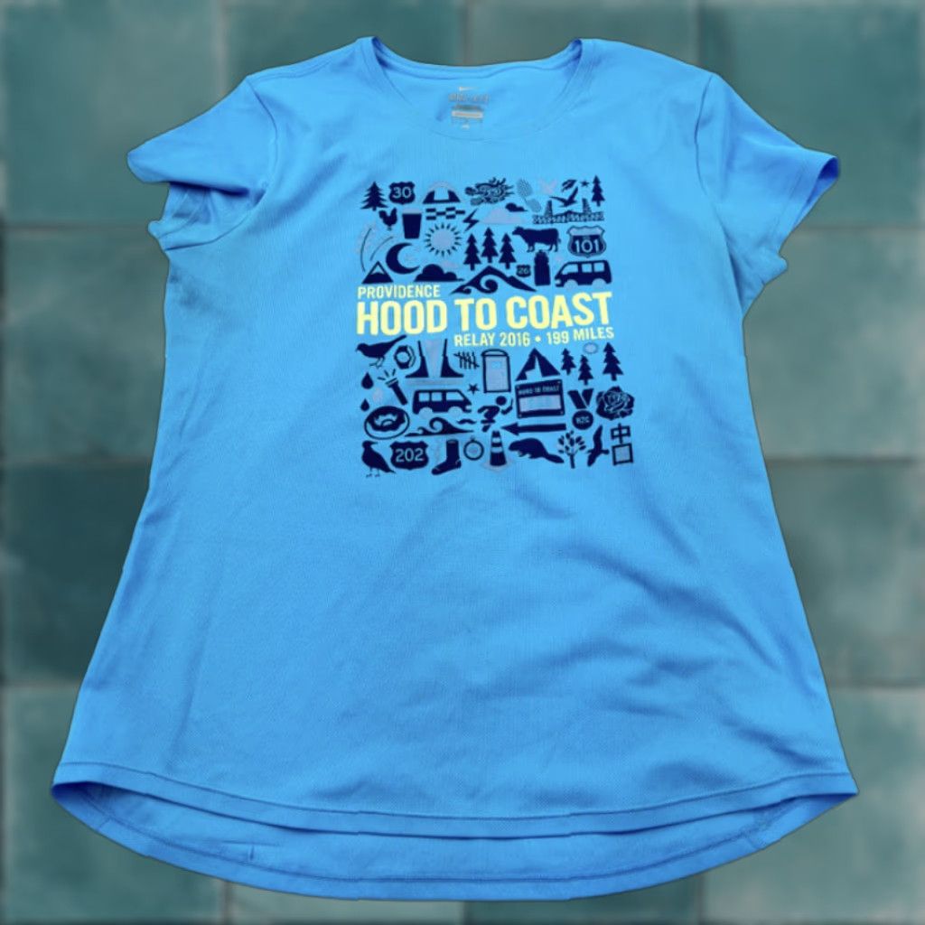 Nike VINTAGE Nike Shirt Women’s L Blue Hood To Coast Relay 2016 Short Sleeve Pullover Womens Size L / US 10 / IT 46 - 1 Thumbnail