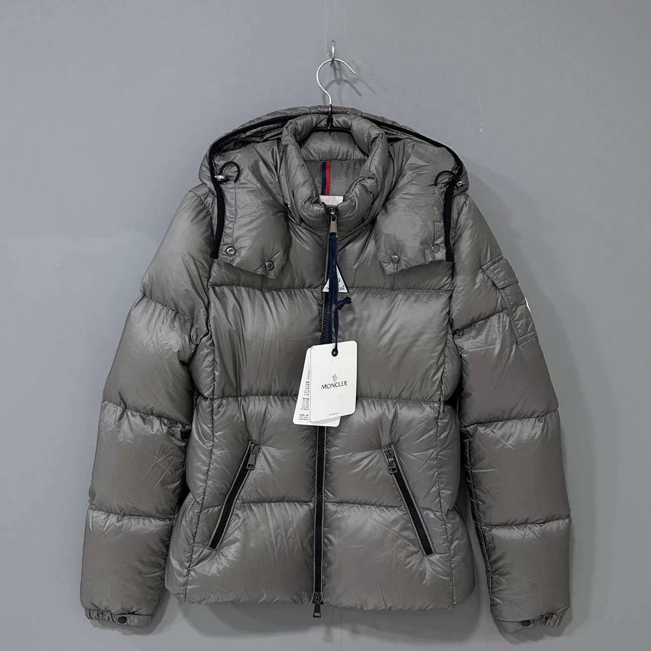 Moncler Moncler Fourmi Gray Hooded Down Jacket 1 Size S / US 4 / IT 40 - 1 Thumbnail