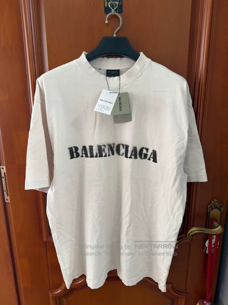Balenciaga Balenciaga Front and Back Blurred Logo Short Sleeve T-Shir Size US L / EU 52-54 / 3 - 1 Thumbnail