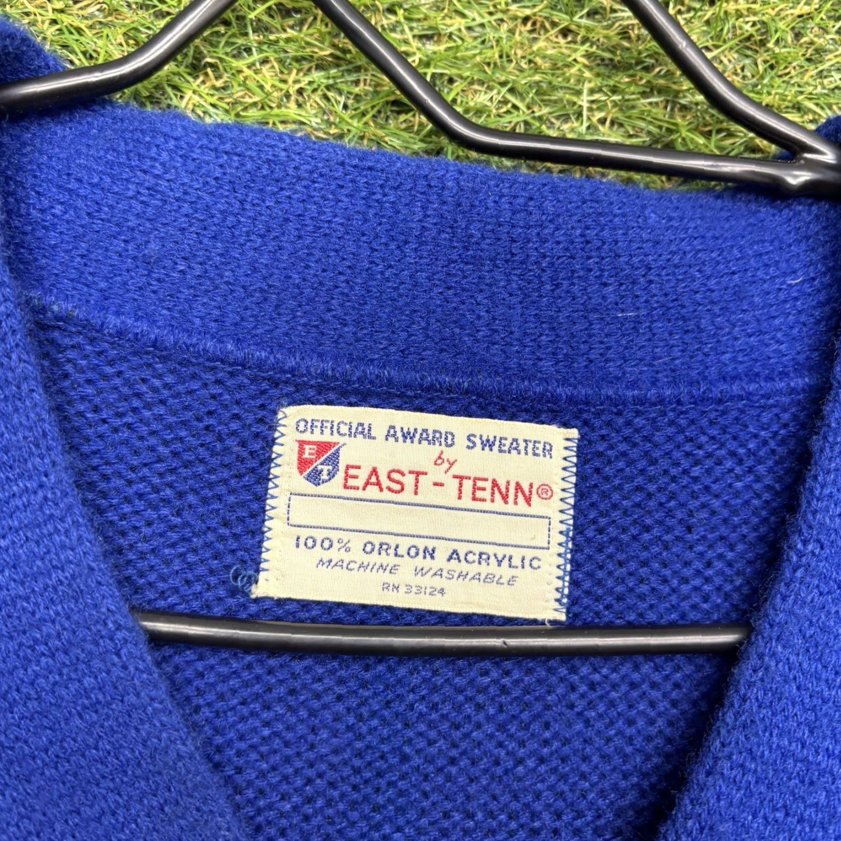 Vintage VINTAGE EAST TENN Sweater Mens Medium Blue Acrylic 80s Letterman Pullover Varsity Size US M / EU 48-50 / 2 - 6 Thumbnail