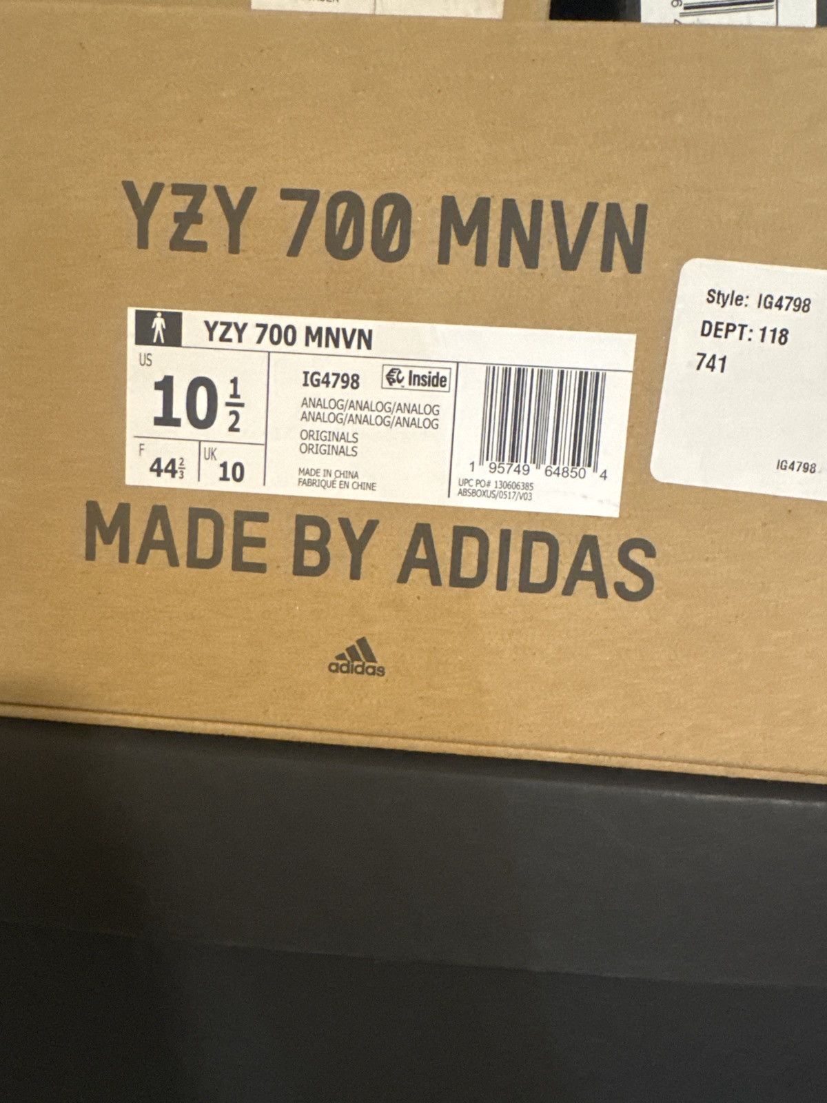 Yeezy Yeezy 700 mnvn Size US 10.5 / EU 43-44 - 8 Thumbnail