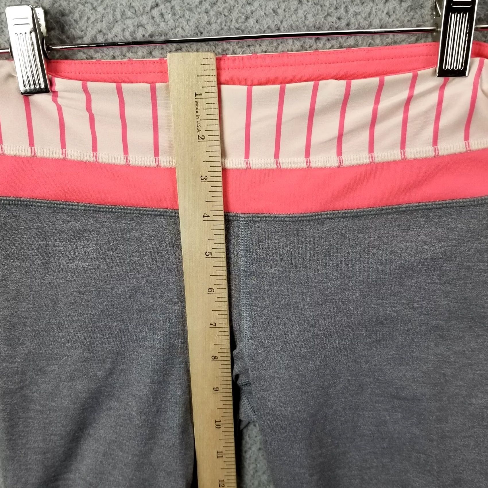 Lululemon Lululemon Run Inspire Crop II Leggings Pocket Size 4 Striped Coral Running Pants Size 27" / US 4 / IT 40 - 5 Thumbnail