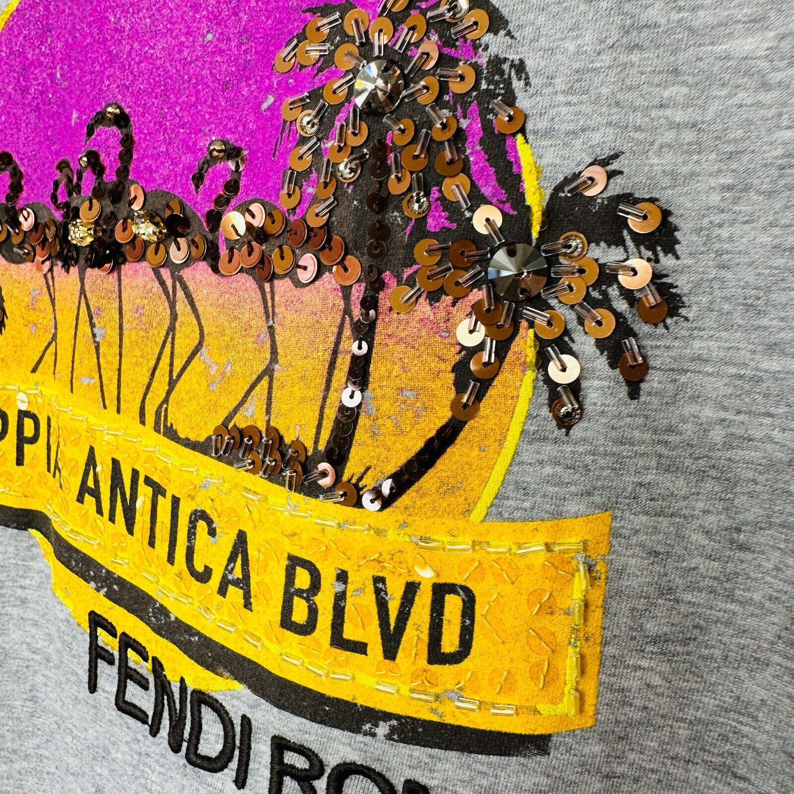 Fendi Fendi Gray Appia Antica Blvd Fendi Roma Tee Bead Sequin L Size L / US 10 / IT 46 - 6 Thumbnail
