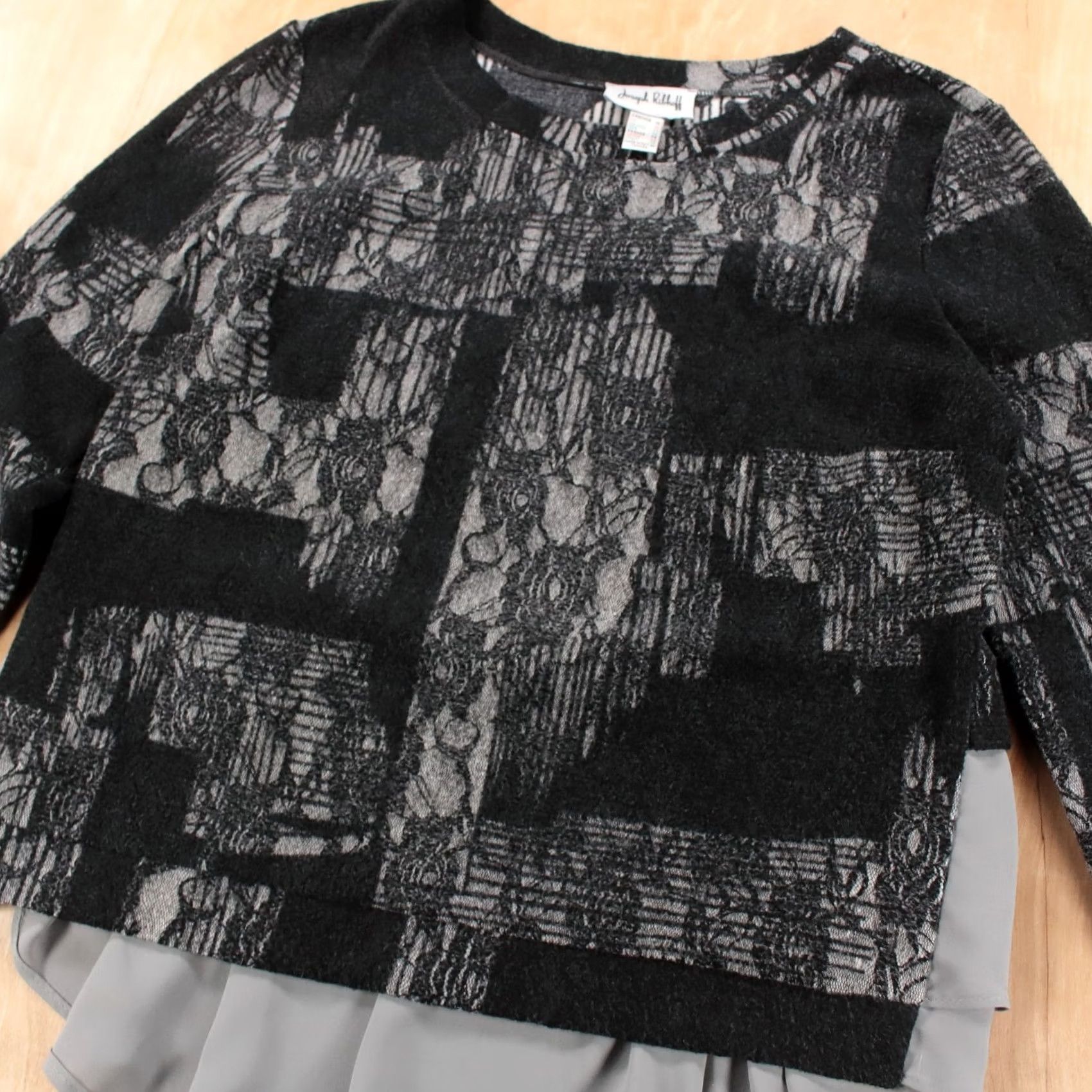 Joseph Ribkoff VINTAGE JOSEPH RIBKOFF crochet lace fishnet floral layered tunic sweater top sz 12 Womens Size XL / US 12-14 / IT 48-50 - 2 Thumbnail