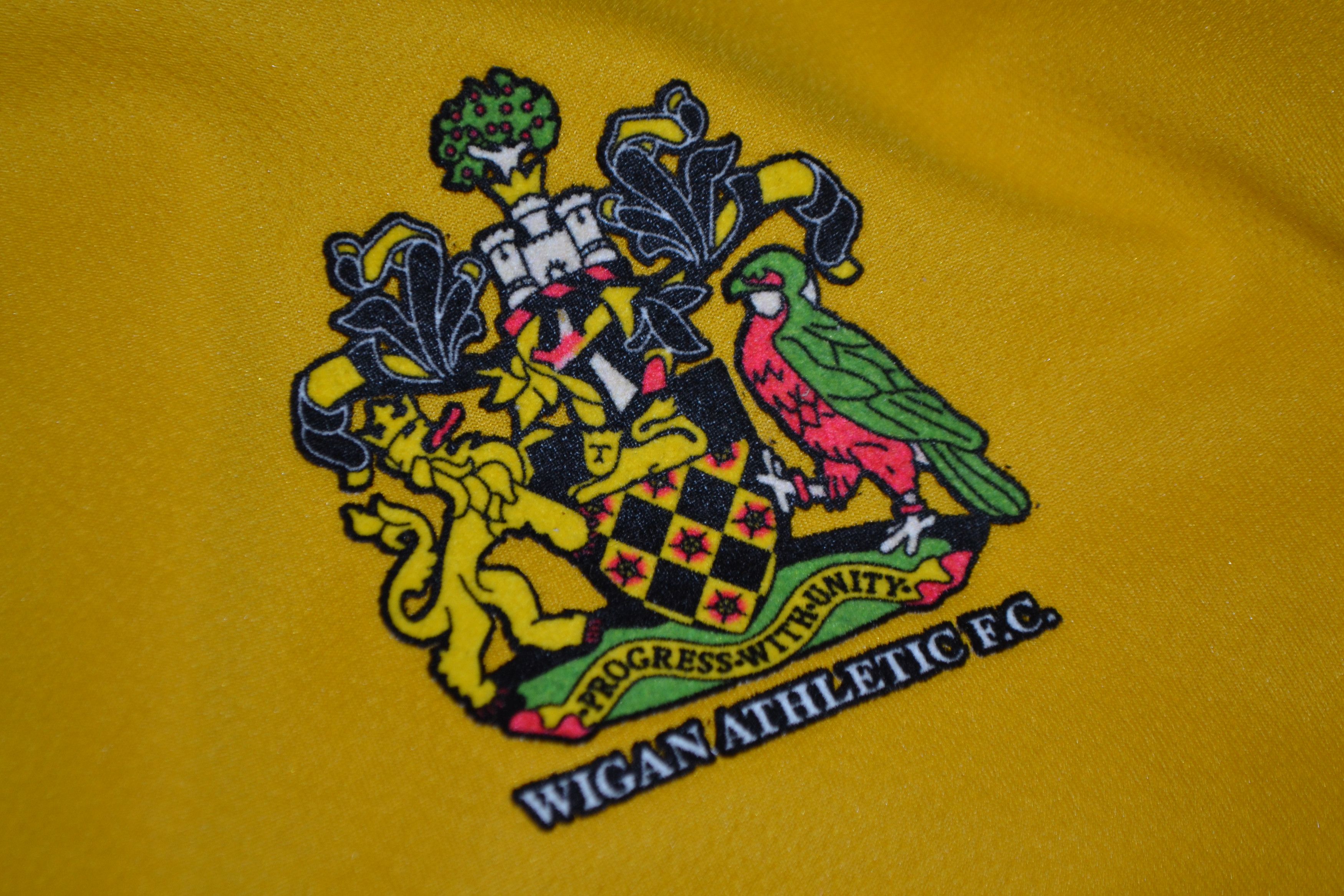 Other Wigan Athletic Away Shirt 2003 2004 Soccer Jersey Vintage Size US XL / EU 56 / 4 - 4 Thumbnail