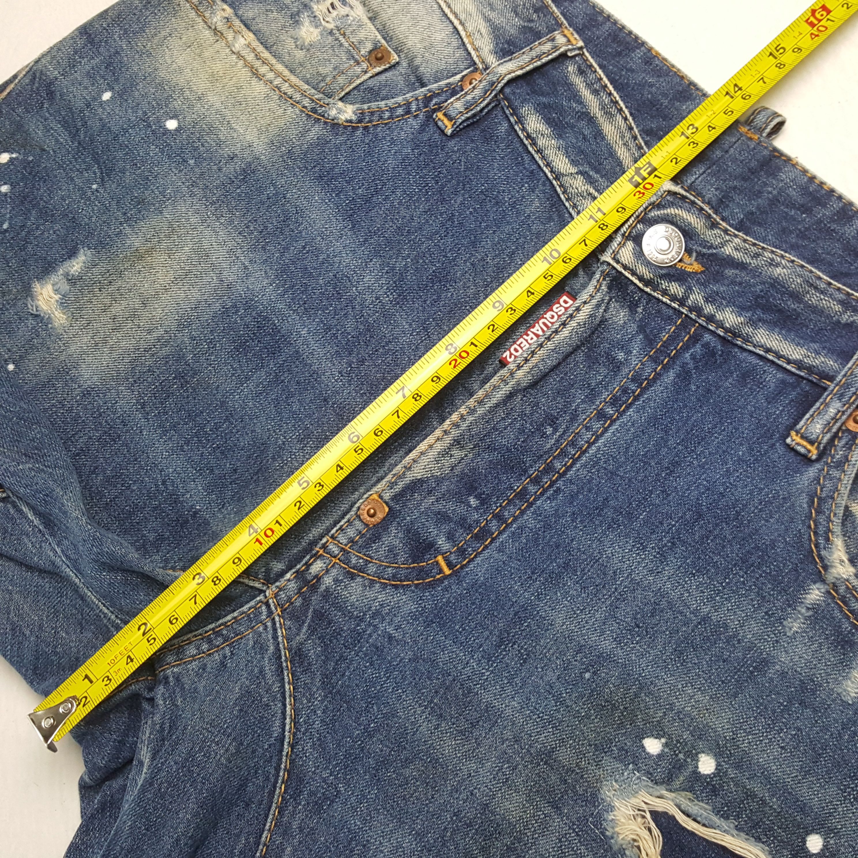 Vintage Dsquared2 Italian Brand Distressed Jeans RR10