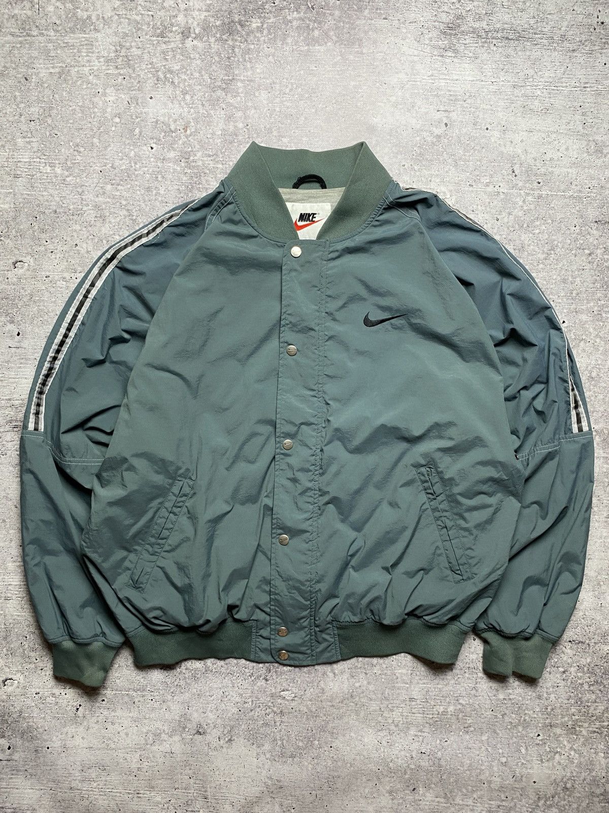 Nike Vintage Nike Nylon Bomber Jacket Size US L / EU 52-54 / 3 - 1 Thumbnail