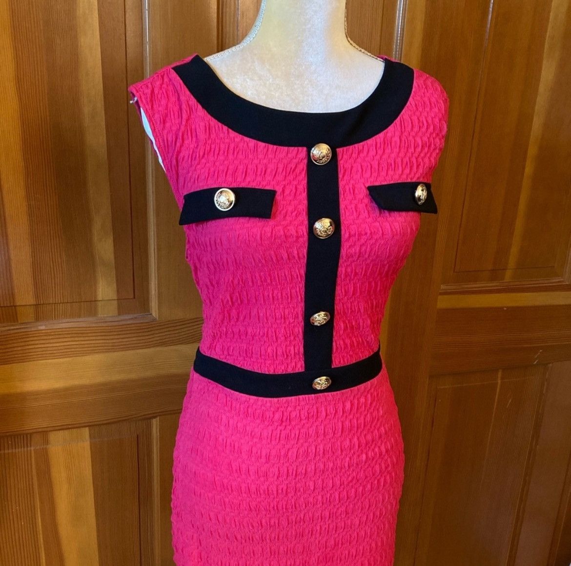 Designer × Other NWT, Lavishly Paris Women’s Hot Pink Button Decor Dress Size M / US 6-8 / IT 42-44 - 2 Thumbnail