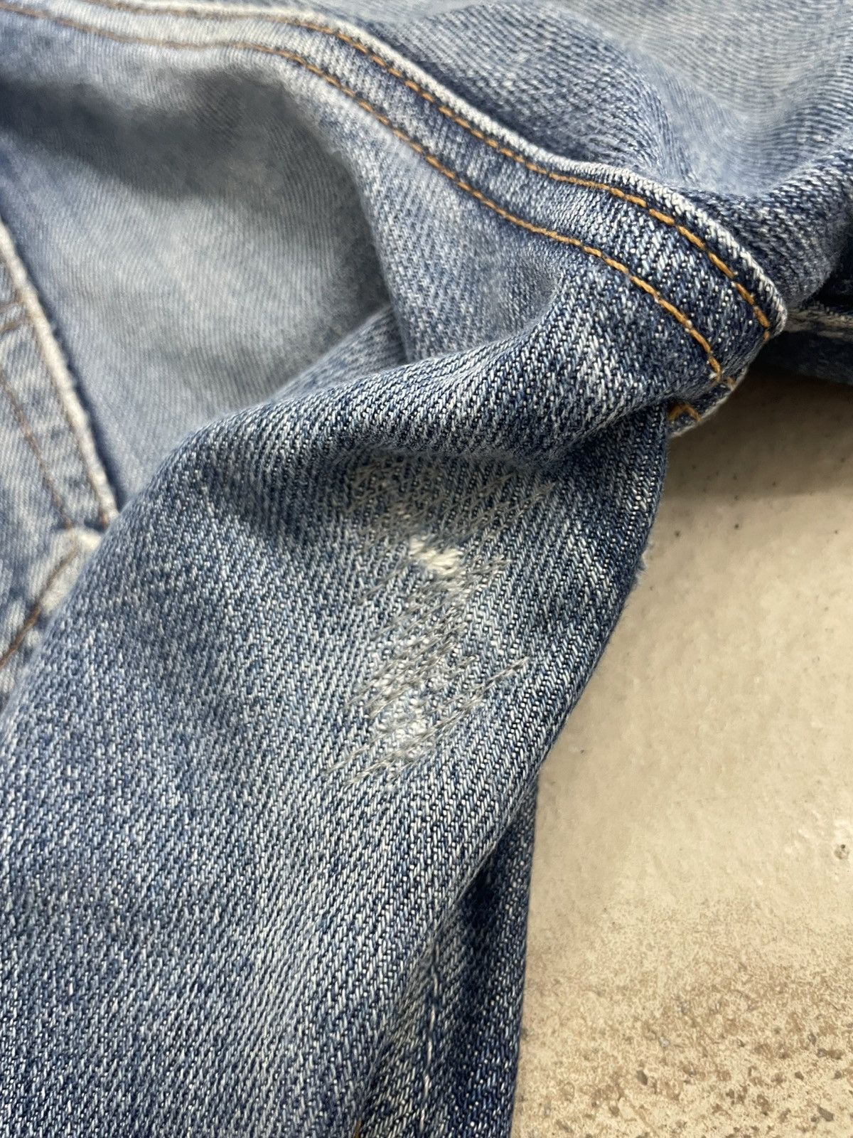 Levi's Vintage Levis 501xx Button Fly Distressed Repaired Size US 29 - 18 Thumbnail