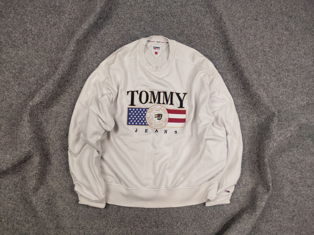 Tommy Hilfiger Tommy Jeans Crew Chek Embroidered Sweatshirt Vintage Style Size US M / EU 48-50 / 2 - 1 Thumbnail