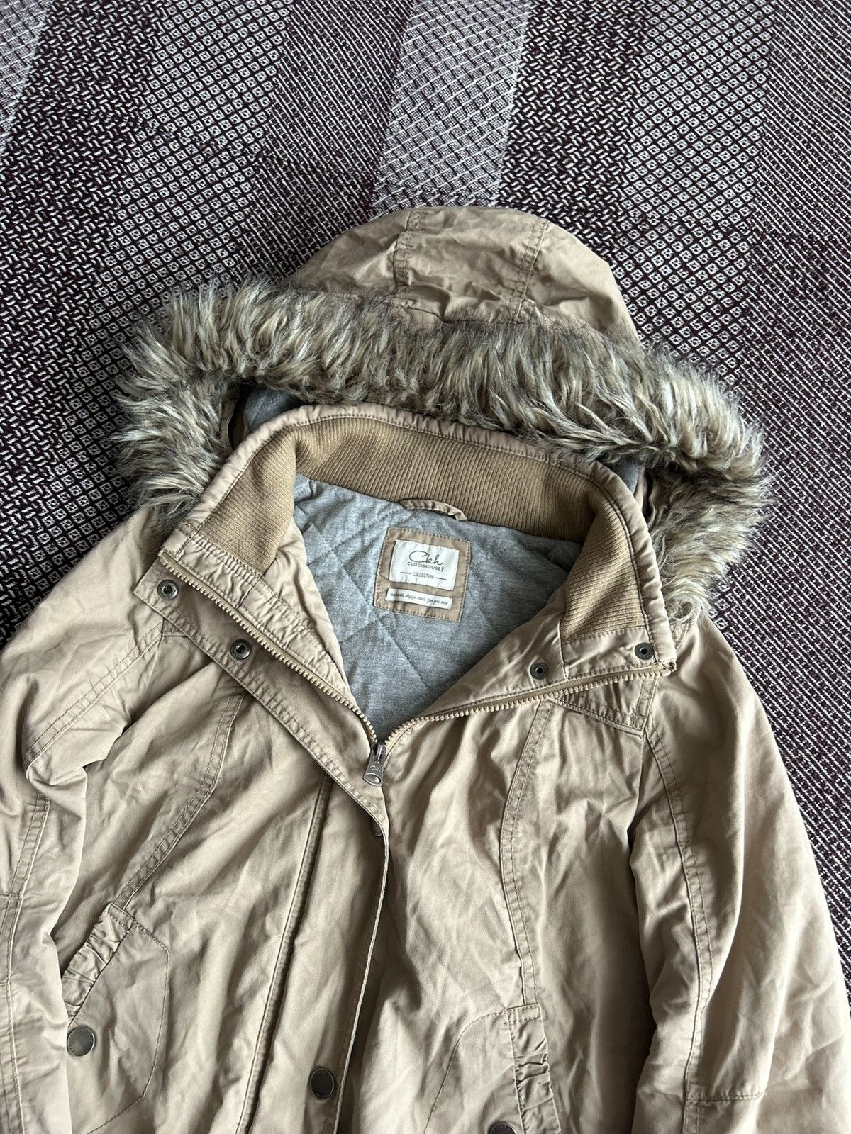 Japanese Brand Vintage Y2K Women Jacket Faux Fur Streetwear Japanese Style Size L / US 10 / IT 46 - 10 Thumbnail