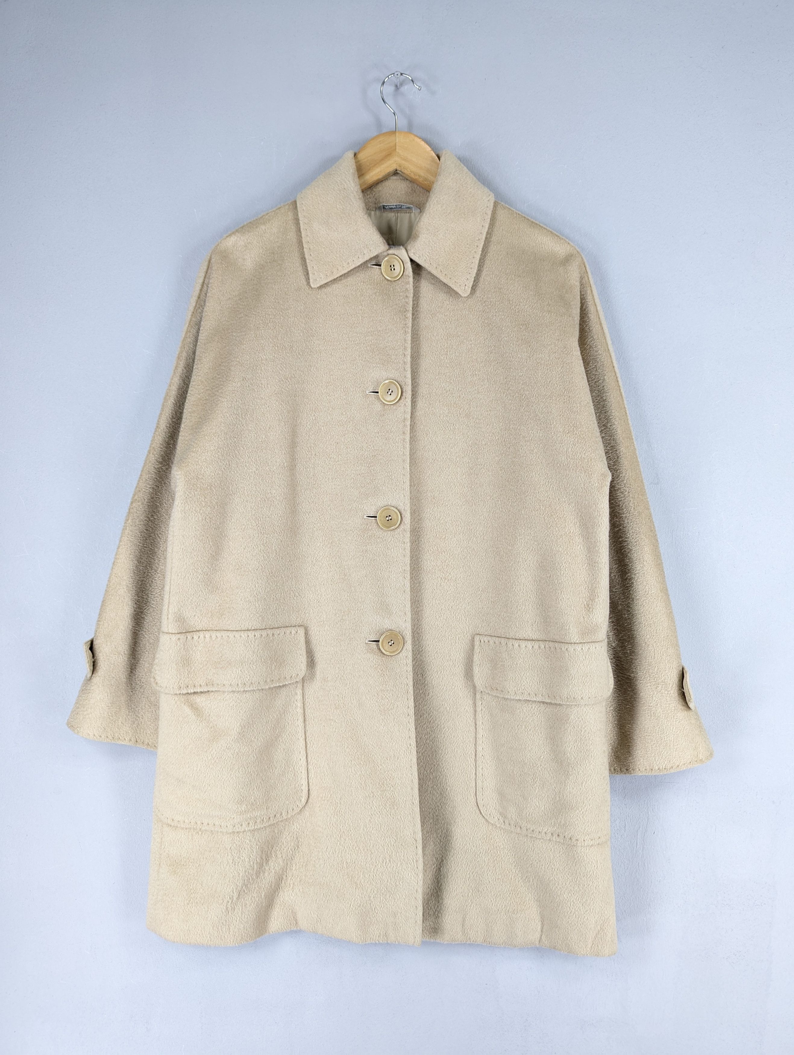 Max Mara White Cashmere Placido Cape | Grailed