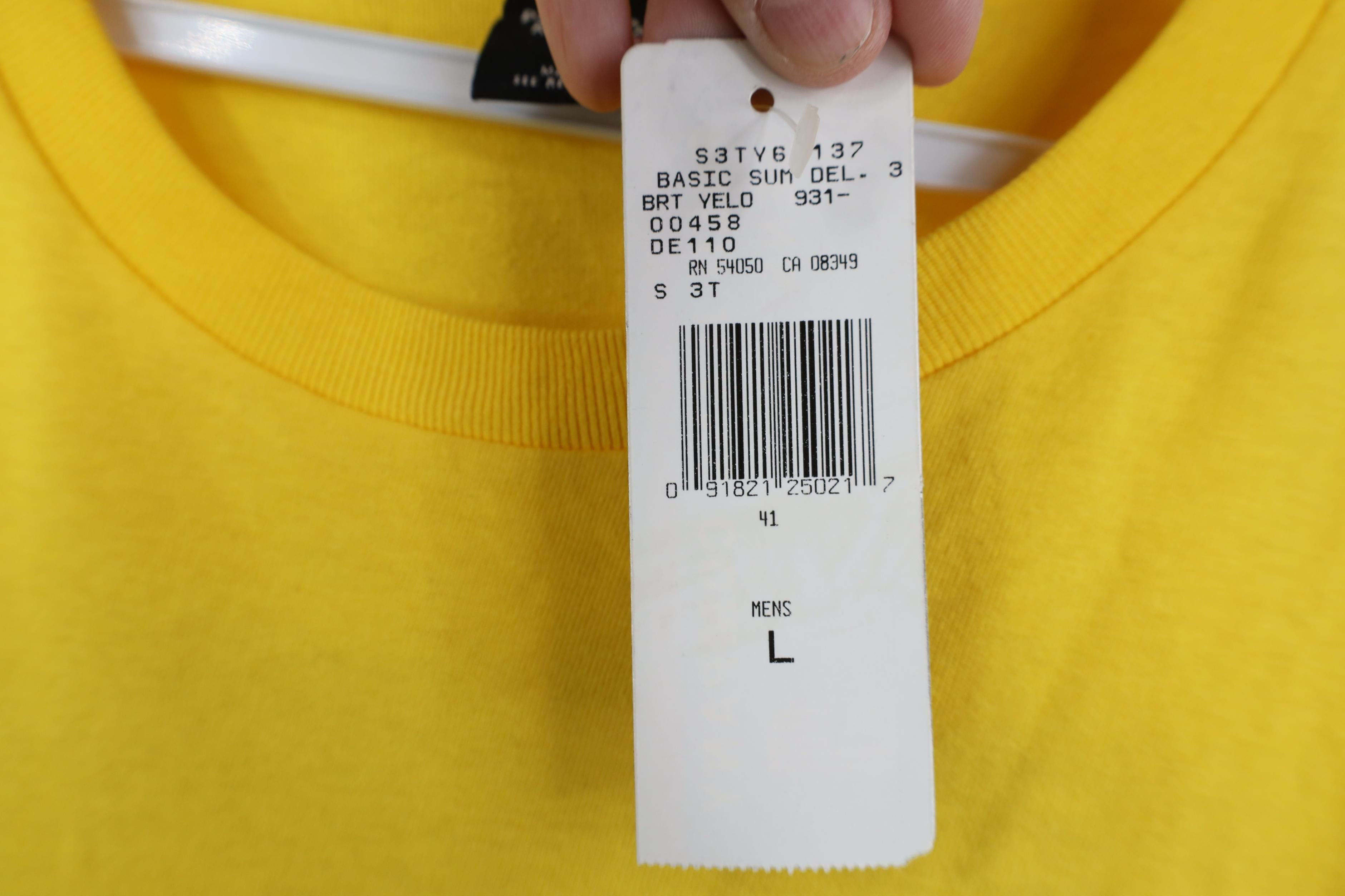 Polo Ralph Lauren Deadstock Vintage 90s Ralph Lauren Surf Short Sleeve T-Shirt Size US L / EU 52-54 / 3 - 8 Thumbnail