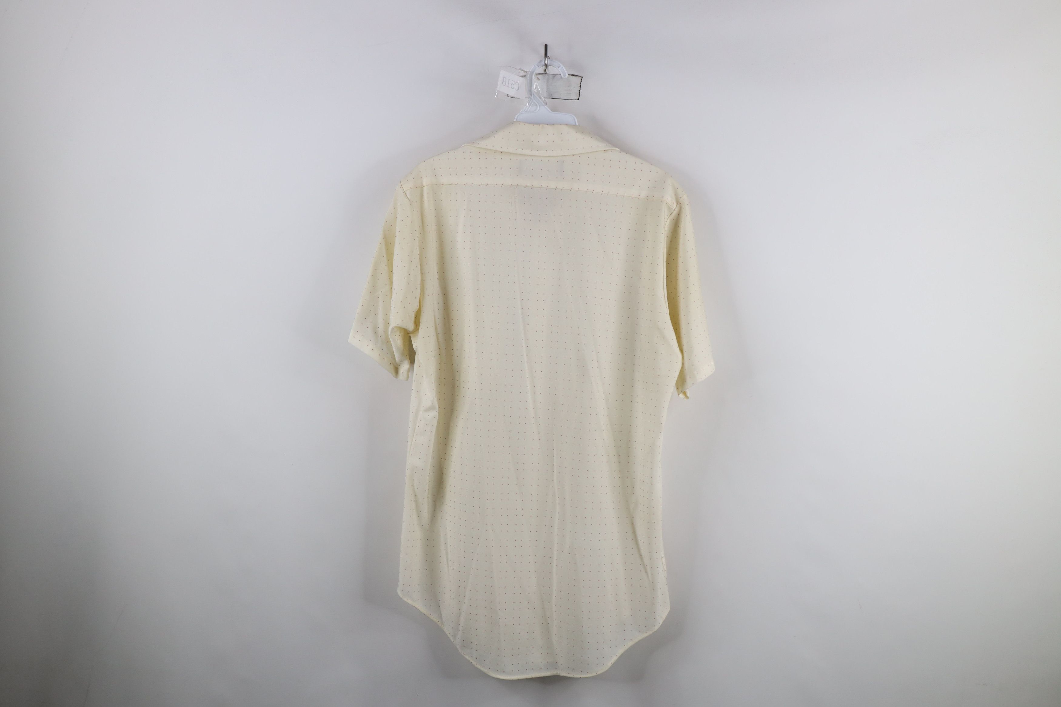 Vintage Vintage 70s Streetwear Dot Knit Short Sleeve Button Shirt Size US M / EU 48-50 / 2 - 10 Thumbnail