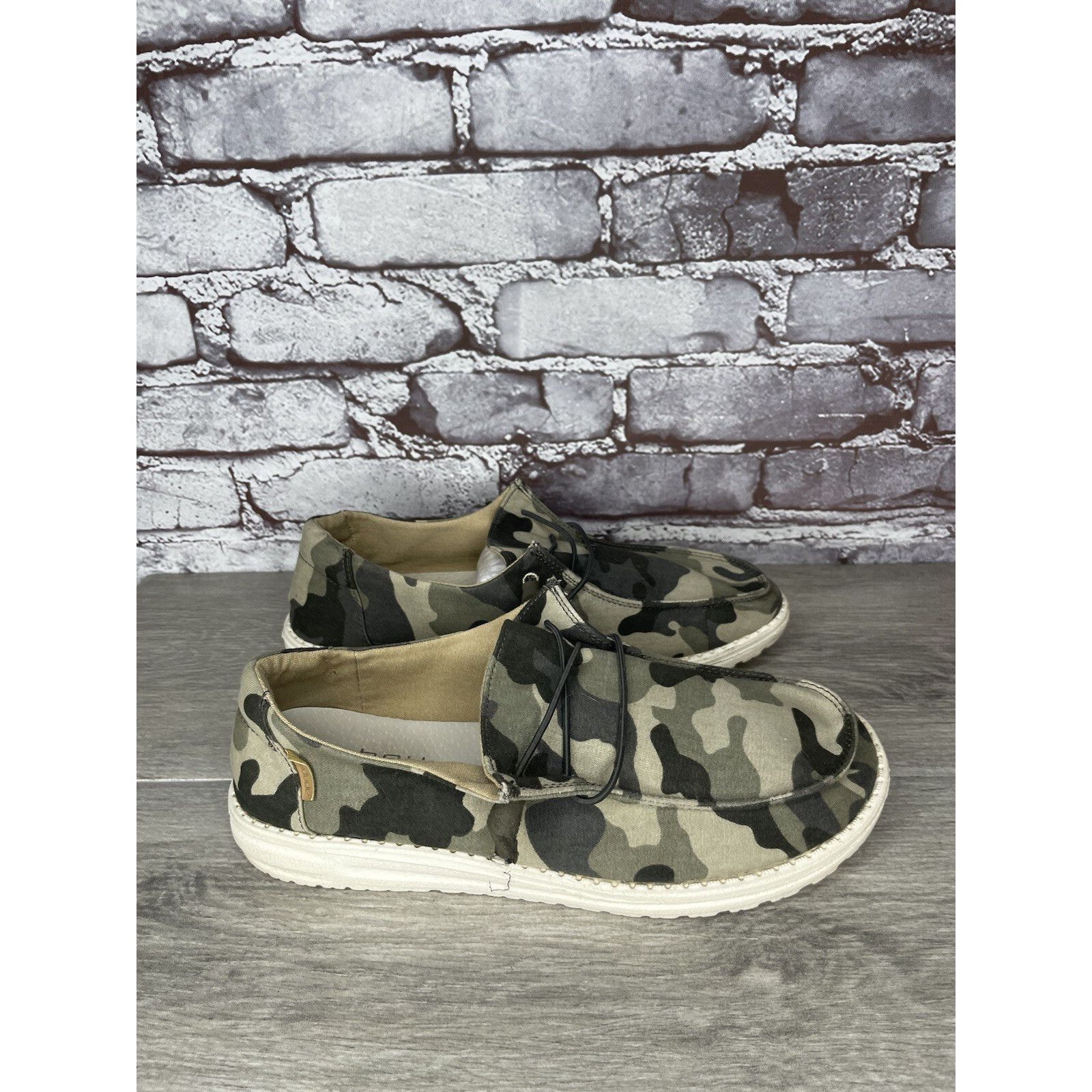 Other Hey Dude Wendy Camo Green Brown Canvas Sneakers Shoes Women' Size US 9 / IT 39 - 12 Thumbnail