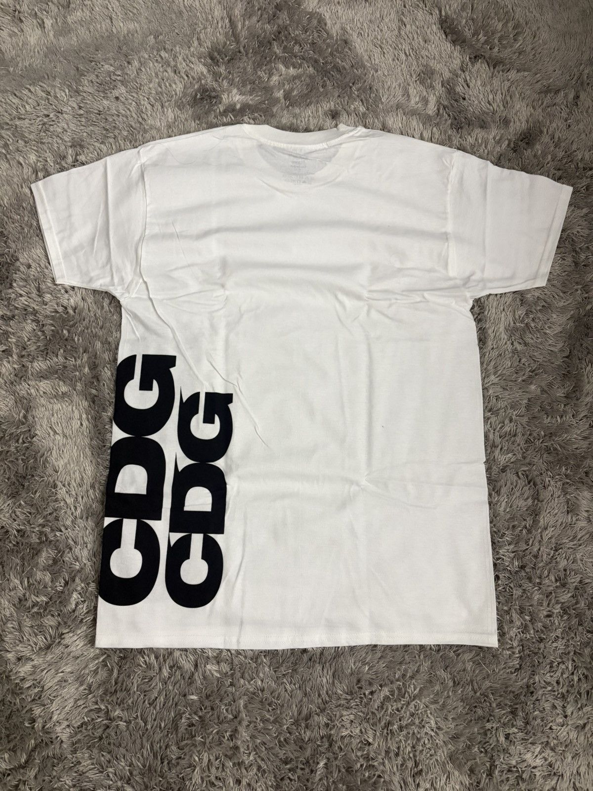 Comme des Garcons CDG tee Size US M / EU 48-50 / 2 - 3 Thumbnail