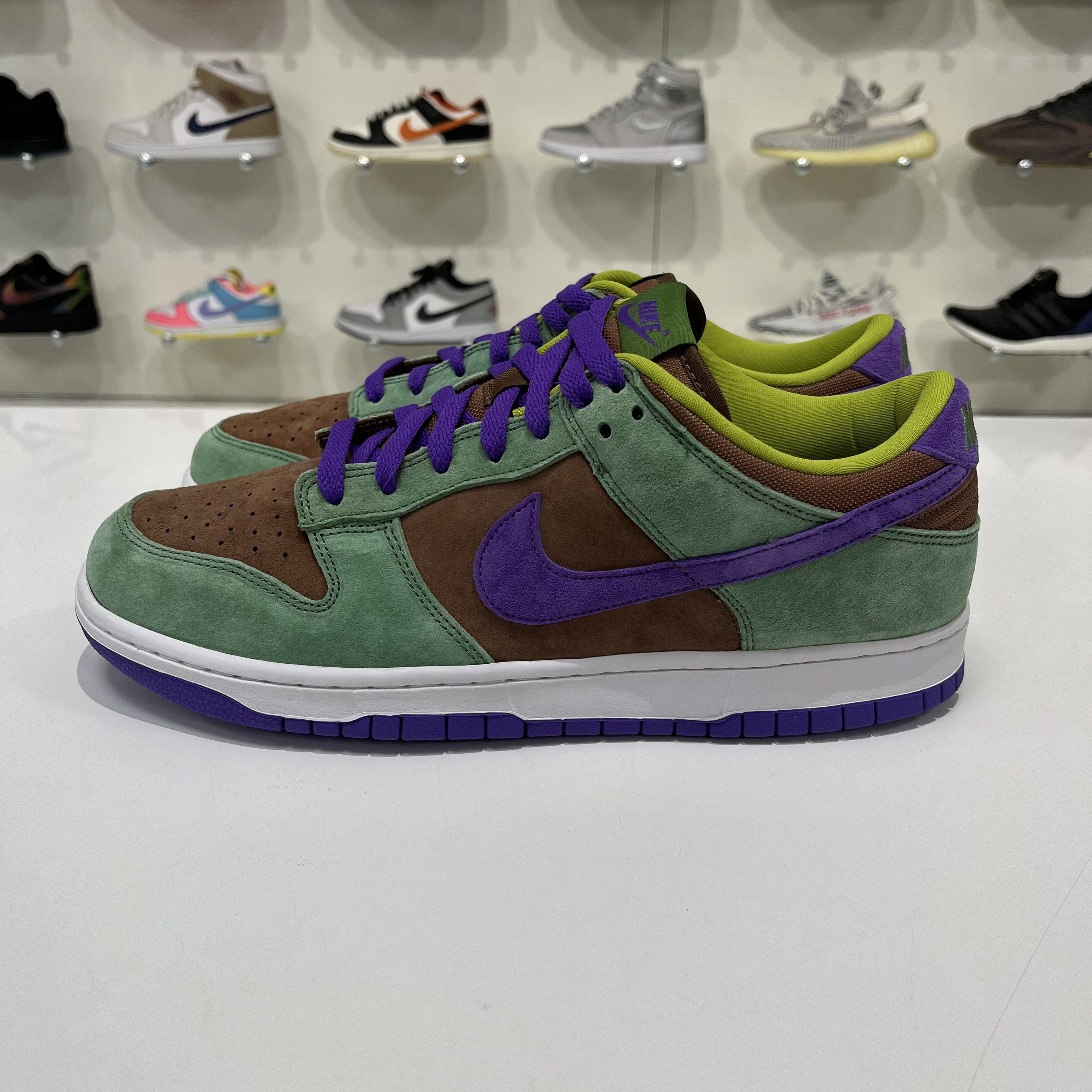 Nike Nike Dunk Low Veneer 2020 Size US 11 / EU 44 - 2 Thumbnail