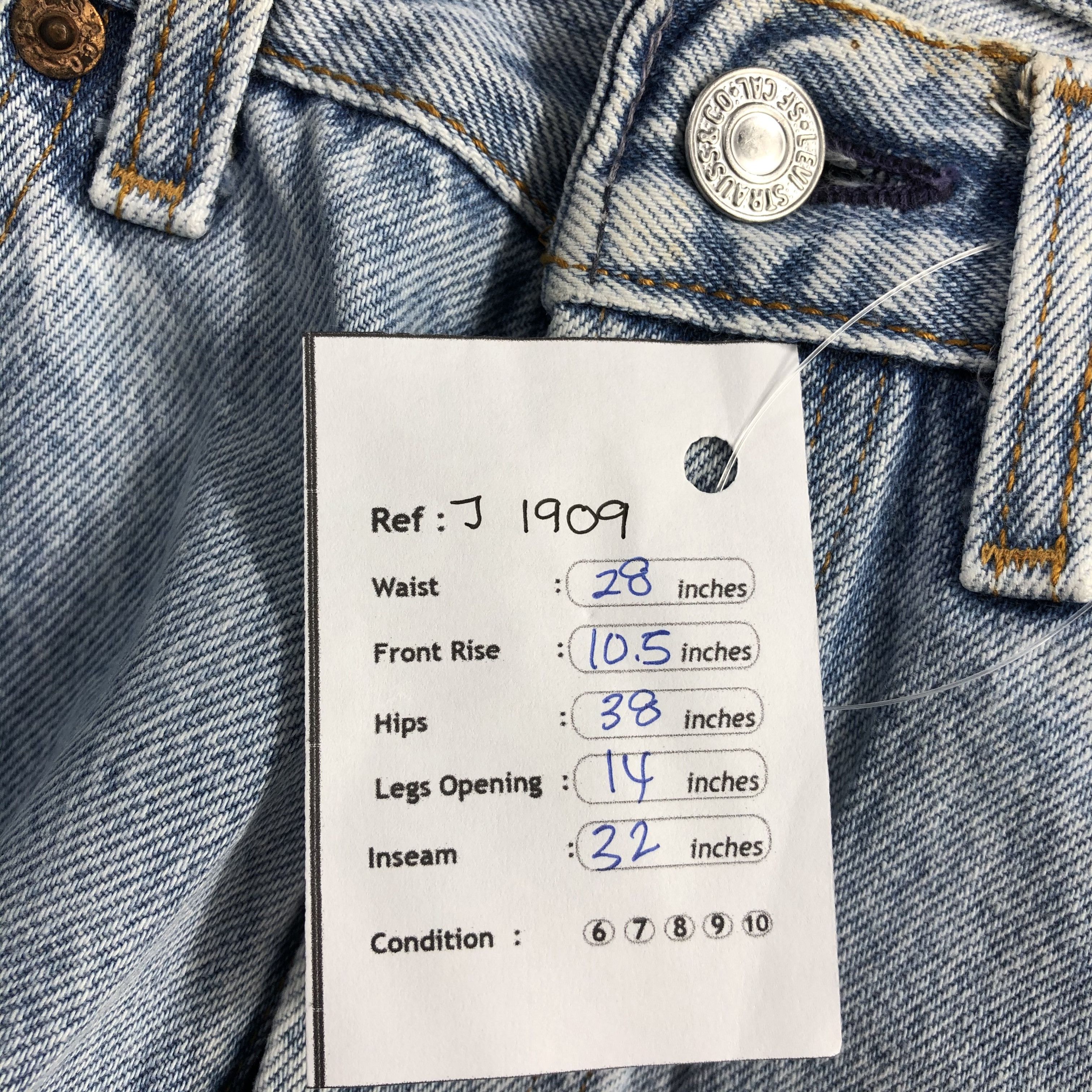 Levi's 90s Vintage Light Wash Levis 501 Jeans-J1909 Size US 28 / EU 44 - 15 Thumbnail