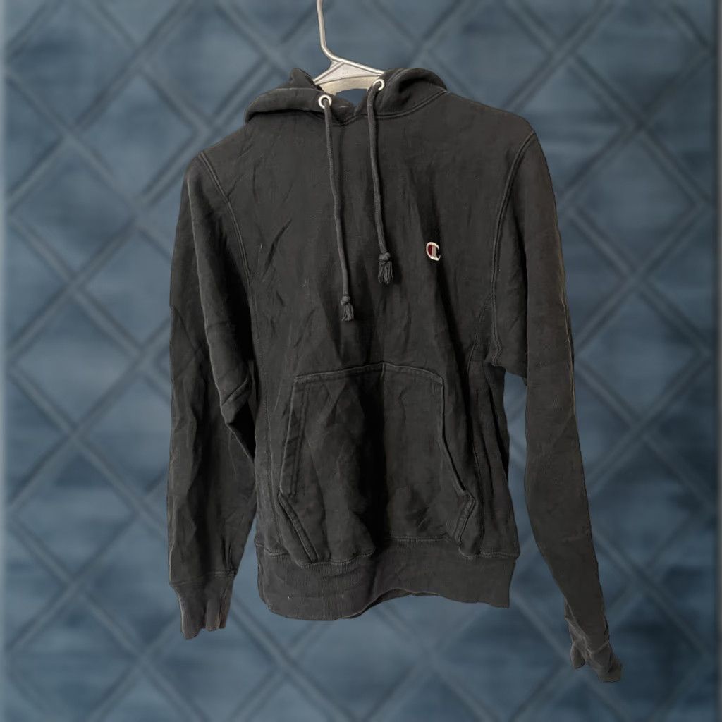 Champion Champion Hoodie Mens XS Black Logo Embroidered Hooded Shirt (Hoodie) Regular Fit Pullover Logo Gym & Training Mens XS Black Size US XS / EU 42 / 0 - 1 Thumbnail