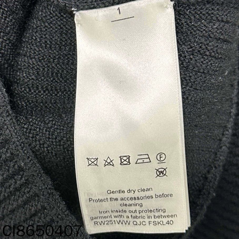 Louis Vuitton Louis Vuitton Black Logo Knit Collar Sweater Size S / US 4 / IT 40 - 4 Thumbnail