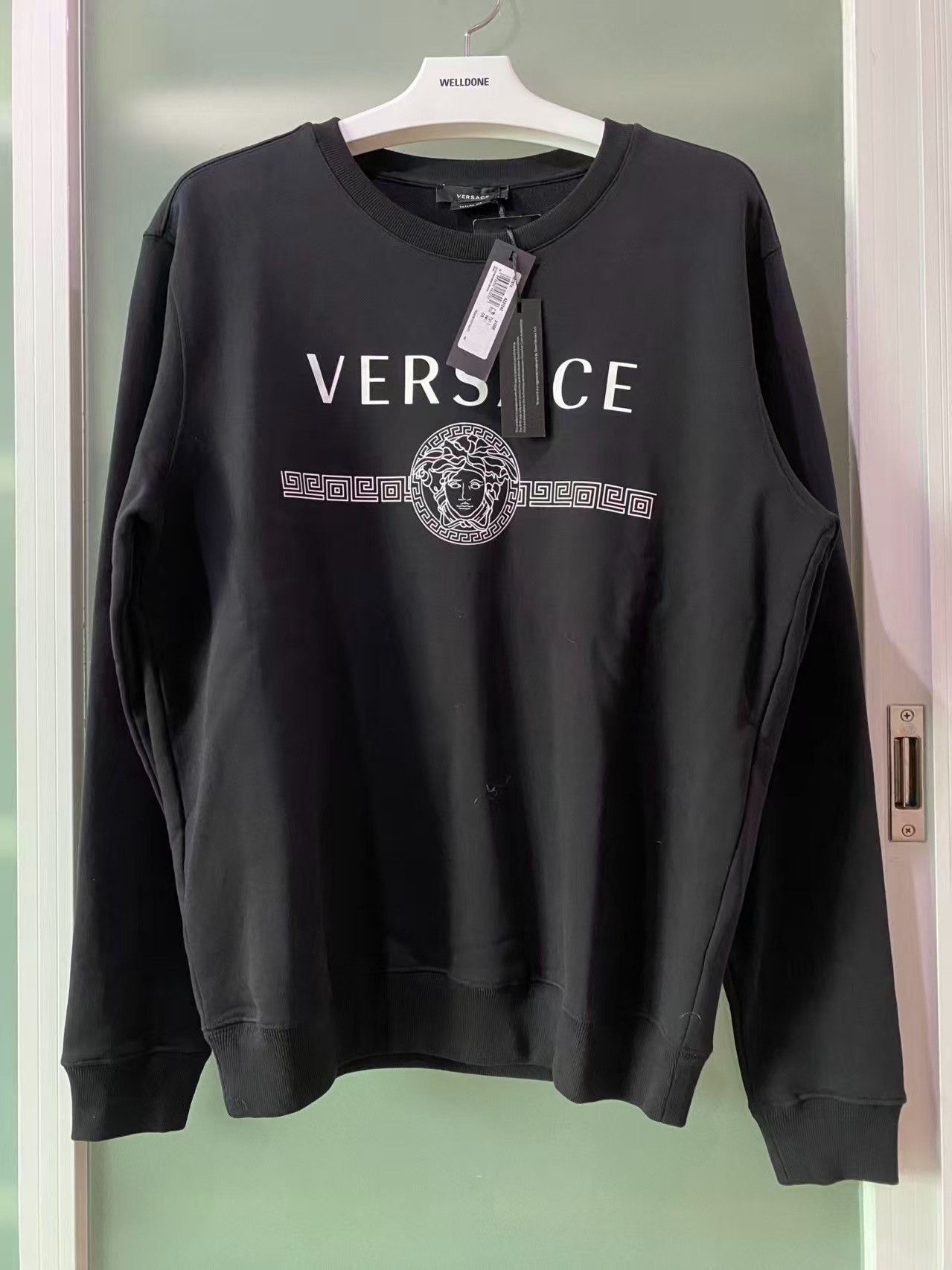 Japanese Brand Versace Medusa Long-Sleeve Sweatshirt Size US L / EU 52-54 / 3 - 1 Thumbnail