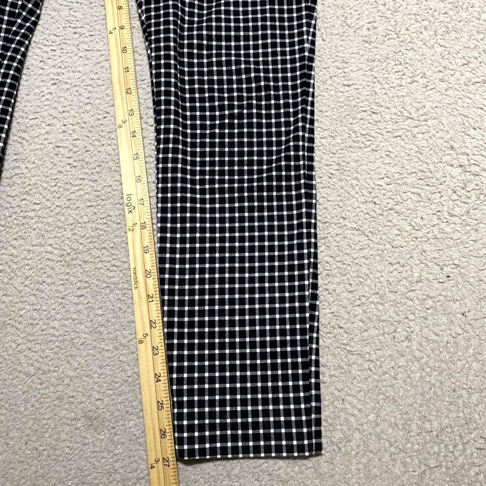 Old Navy Old Navy Plaid Pants Skinny Ankle 4 Womens Black Pixie Mid Rise Cotton Spandex Pocket Vintage Non-undefined Size 27" / US 4 / IT 40 - 6 Thumbnail