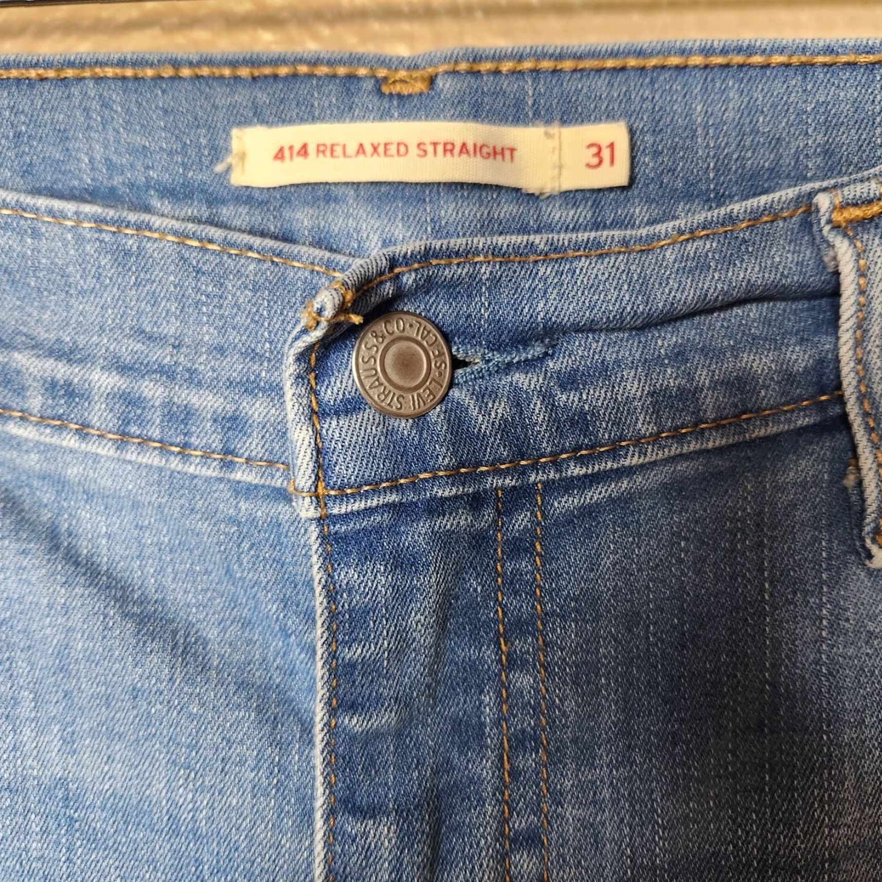 Levi's Levi's 414 Relaxed Straight Jeans Womens Light Wash Blue 31 Regular Cotton Blend Denim Mid Rise - 31 Inseam 31 Boys? Size 24" / US 00 / IT 34 - 5 Thumbnail