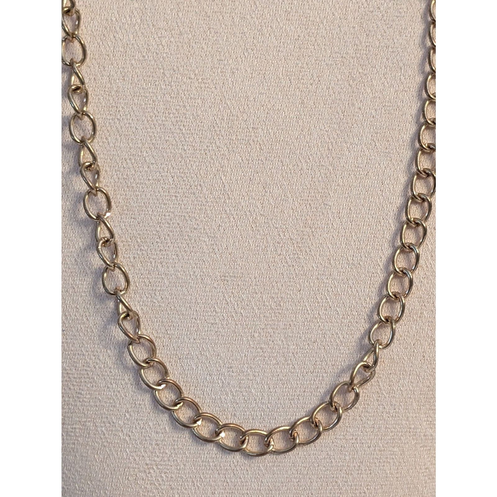 Vintage VTG 1980s 18" Gold-Tone Curb Link Necklace + 2 1/2" Extender Size ONE SIZE - 2 Thumbnail