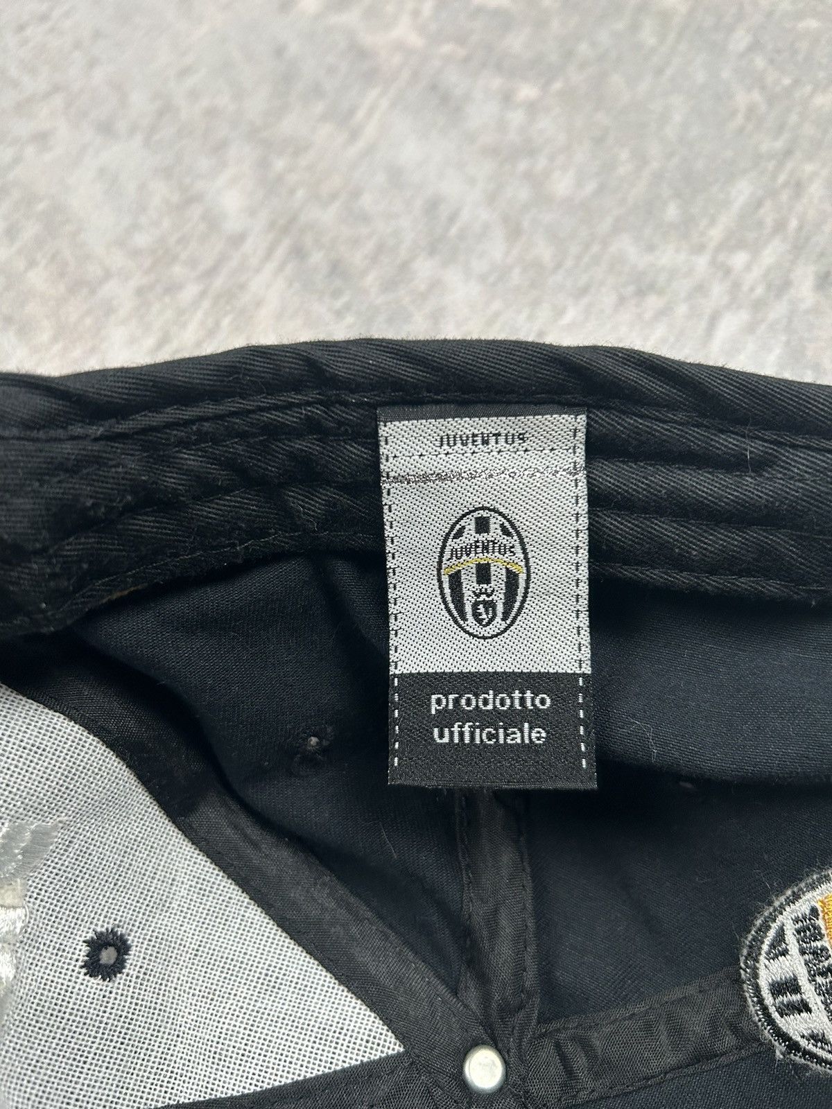 Vintage Vintage Juventus FC Soccer Football Hat Cap Jersey 90s Rare Size ONE SIZE - 5 Thumbnail