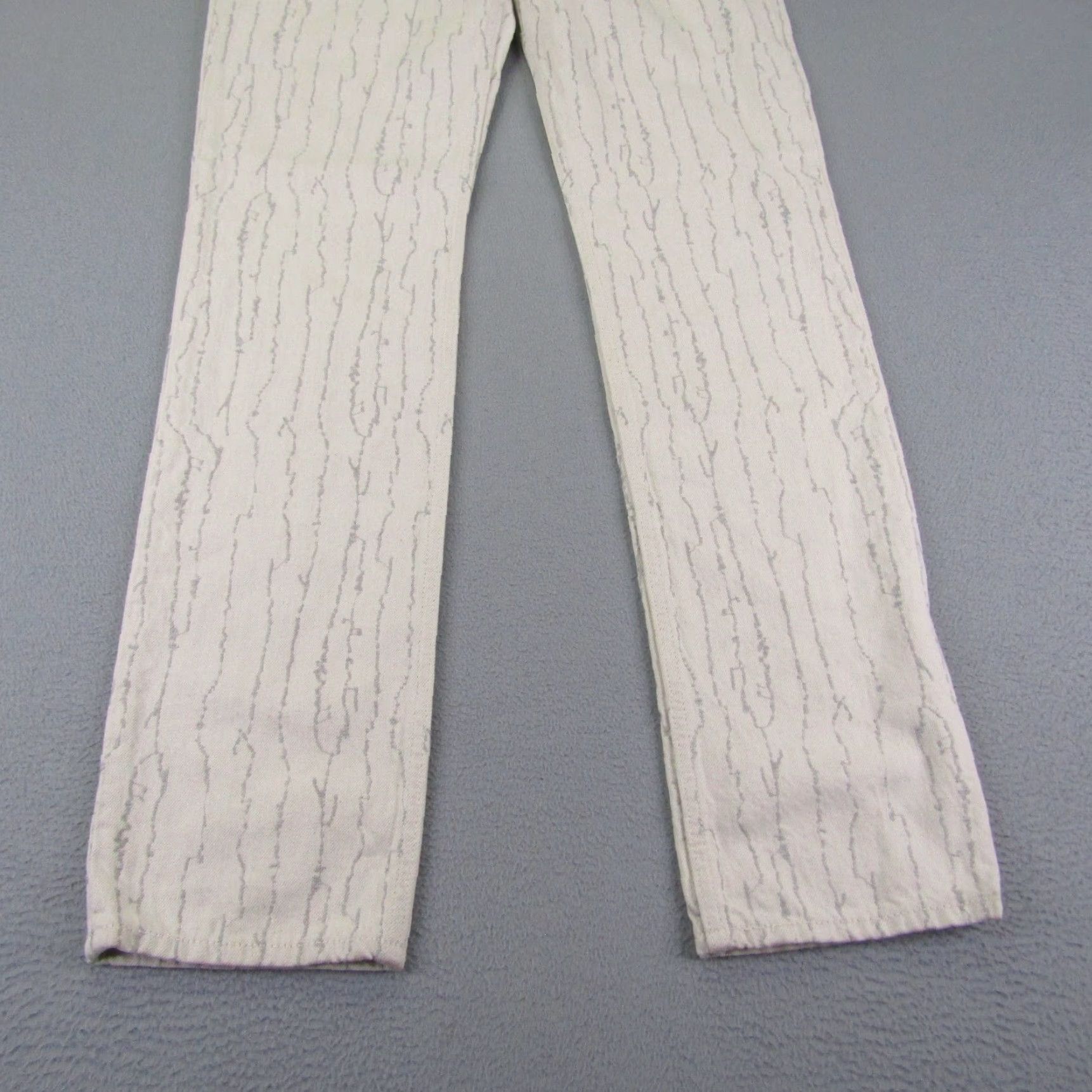 Levi's Levi's Jeans Womens 27 White Denim Leggy Slim Fit Premium Cotton Hemp Blend Pants Jeans Slim White 27 Womens 31 Inseam Size 27" / US 4 / IT 40 - 3 Thumbnail