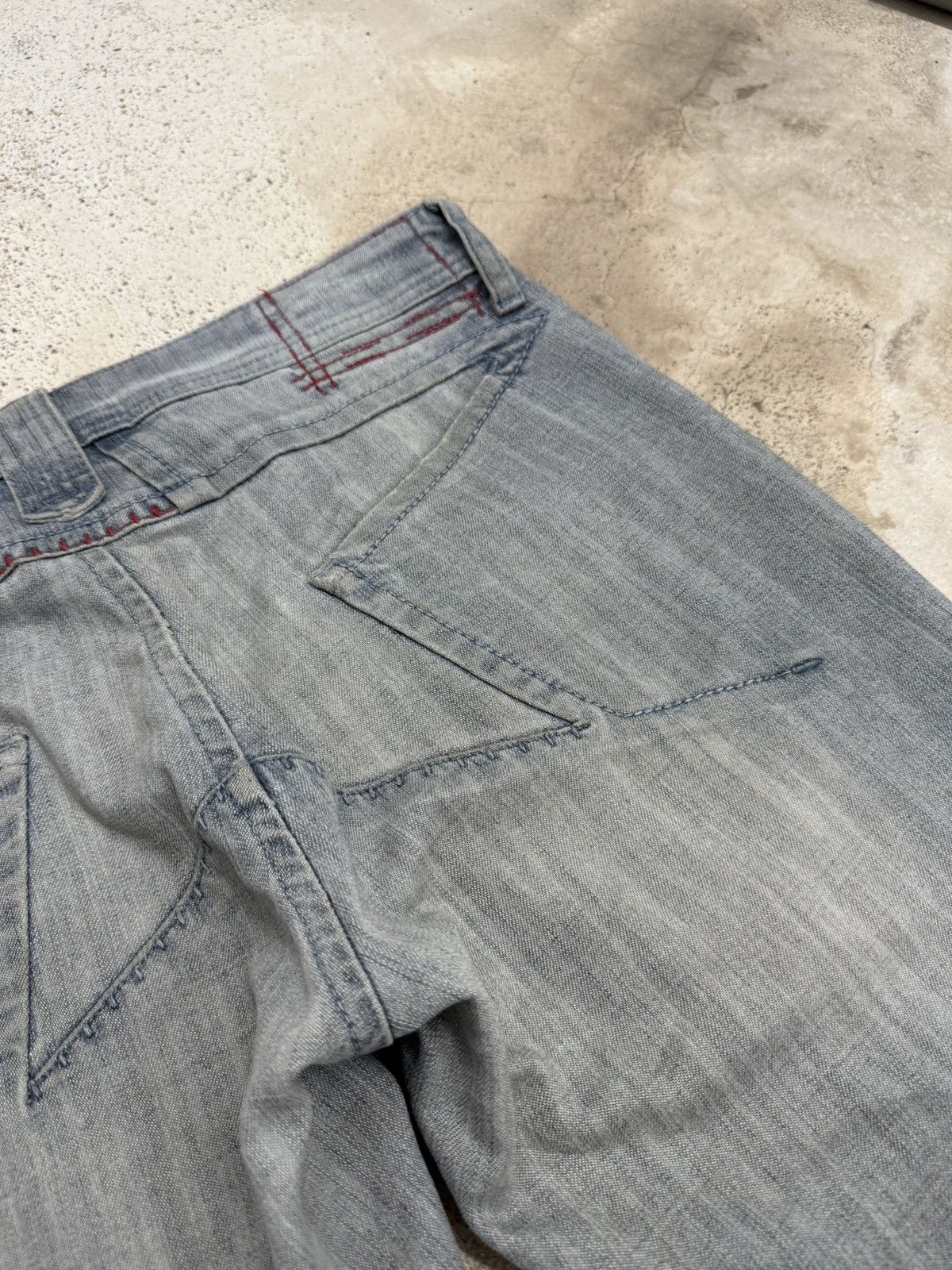 Marithe + Francois Girbaud Marithe Francois Girbaud Heavy Stitching Distressed Dirt Size US 30 / EU 46 - 15 Thumbnail