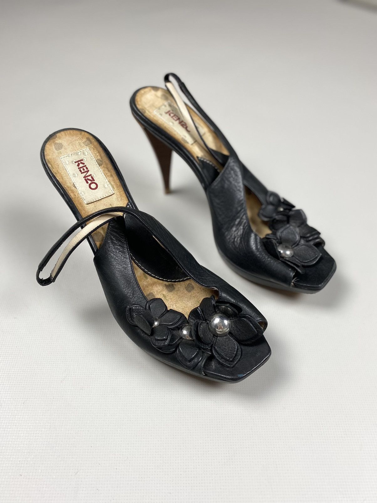 Kenzo × Vintage Kenzo vintage ladies leather heels size 39 Size US 8.5 / IT 38.5 - 1 Thumbnail