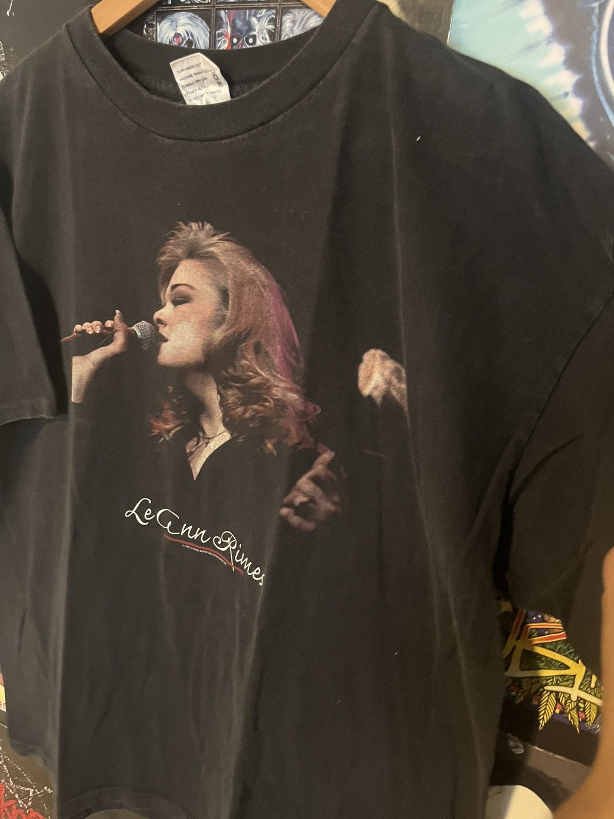 Fruit Of The Loom Vintage 90’s 1997 made in USA LeAnn Rimes Concert Band Tee. Size US XL / EU 56 / 4 - 8 Thumbnail