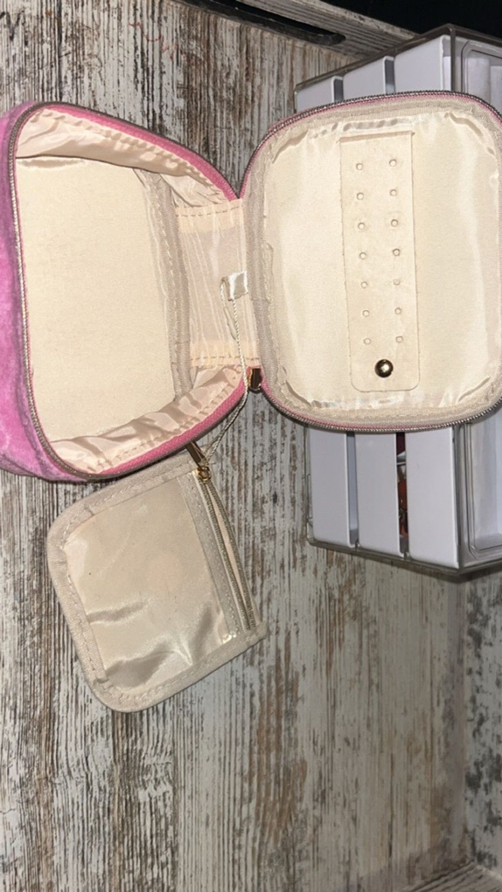 The Unbranded Brand Women's Unbranded Pink jewelry Bag One Size Size ONE SIZE - 5 Thumbnail