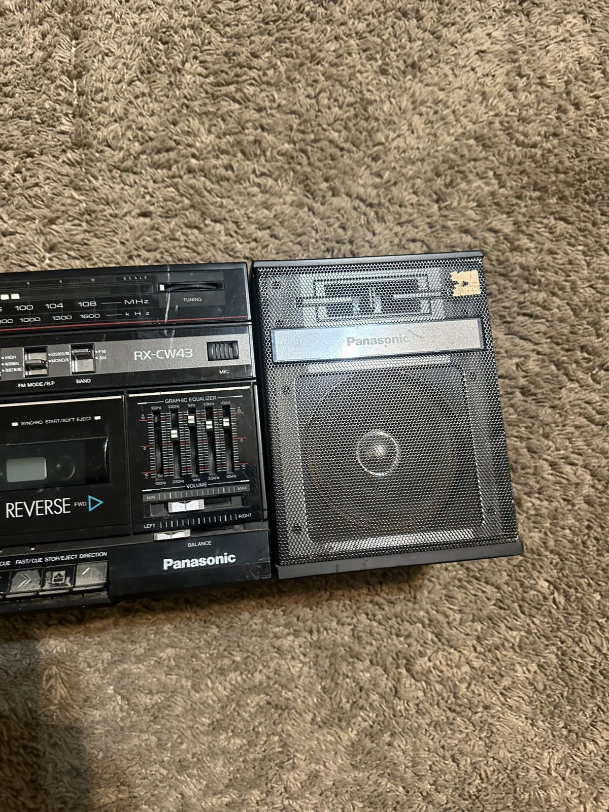Nike Vintage PANASONIC RX-CW43 AM/FM radio boombox Size US L / EU 52-54 / 3 - 4 Thumbnail