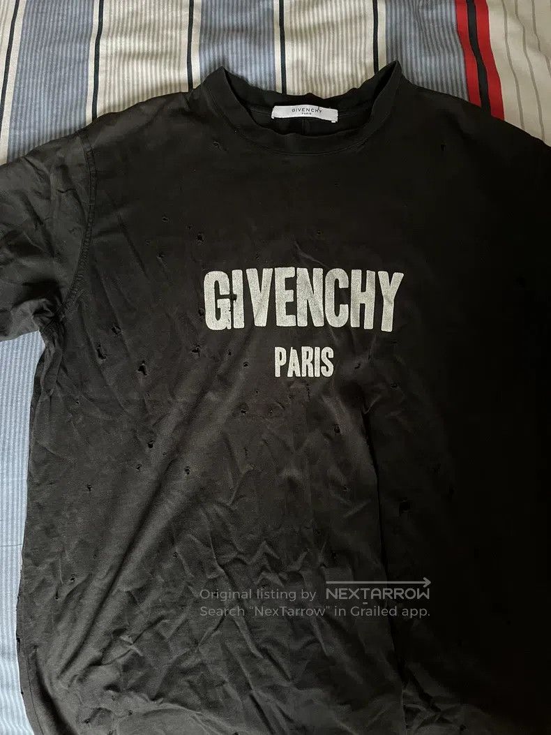 Givenchy Givenchy Short Sleeve Ripped Size US XXS / EU 40 - 2 Thumbnail