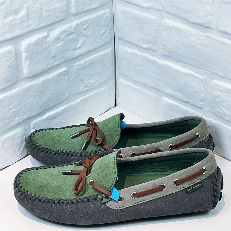 Louis Vuitton Louis Vuitton Comfortable Casual Suede Shoes for Men 0079 Size US 8.5 / EU 41-42 - 1 Thumbnail
