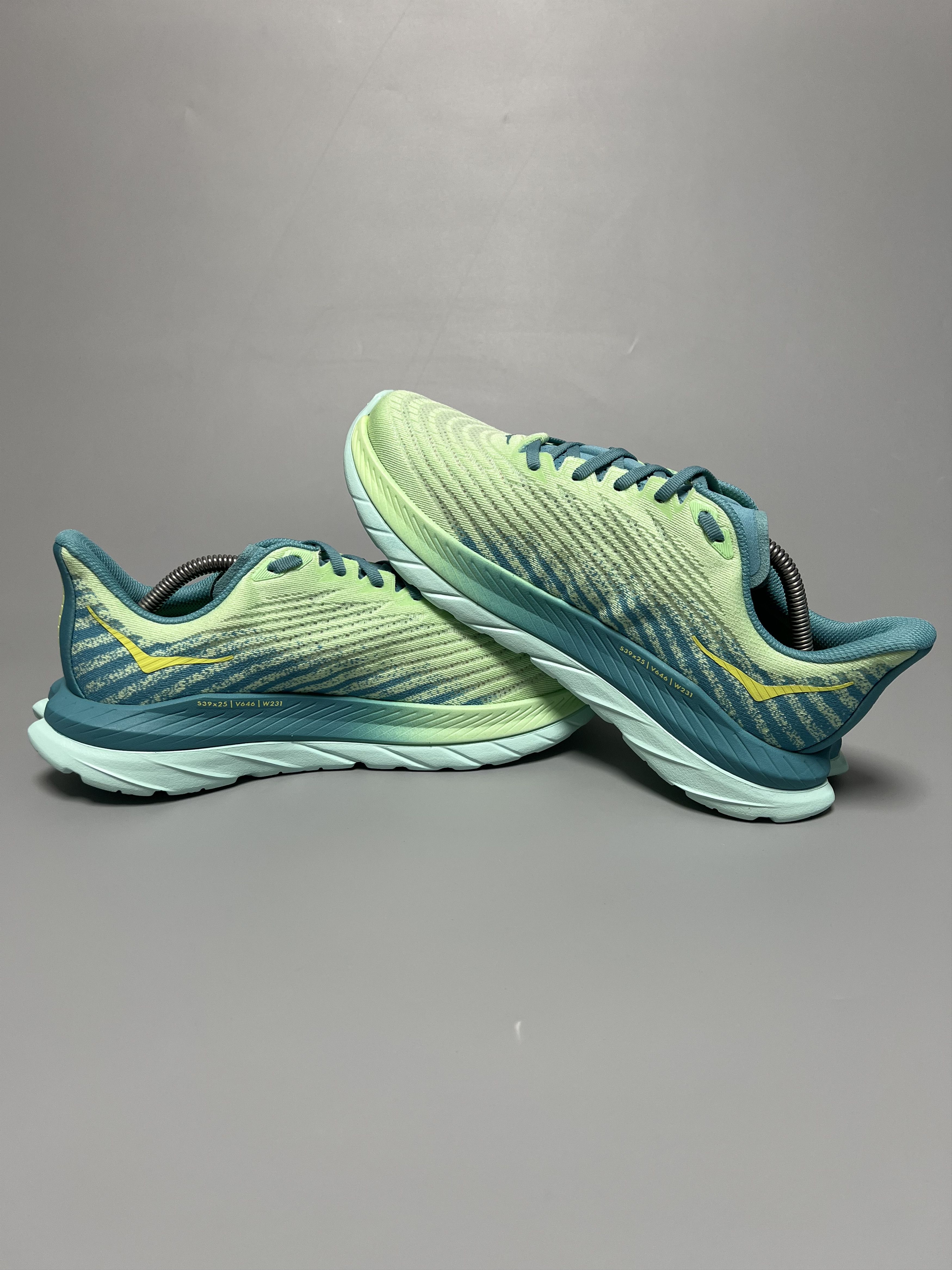 Hoka 9D Hoka One One Mach 5 Running Shoes 1127893-LGOM Size US 9 / EU 42 - 5 Thumbnail