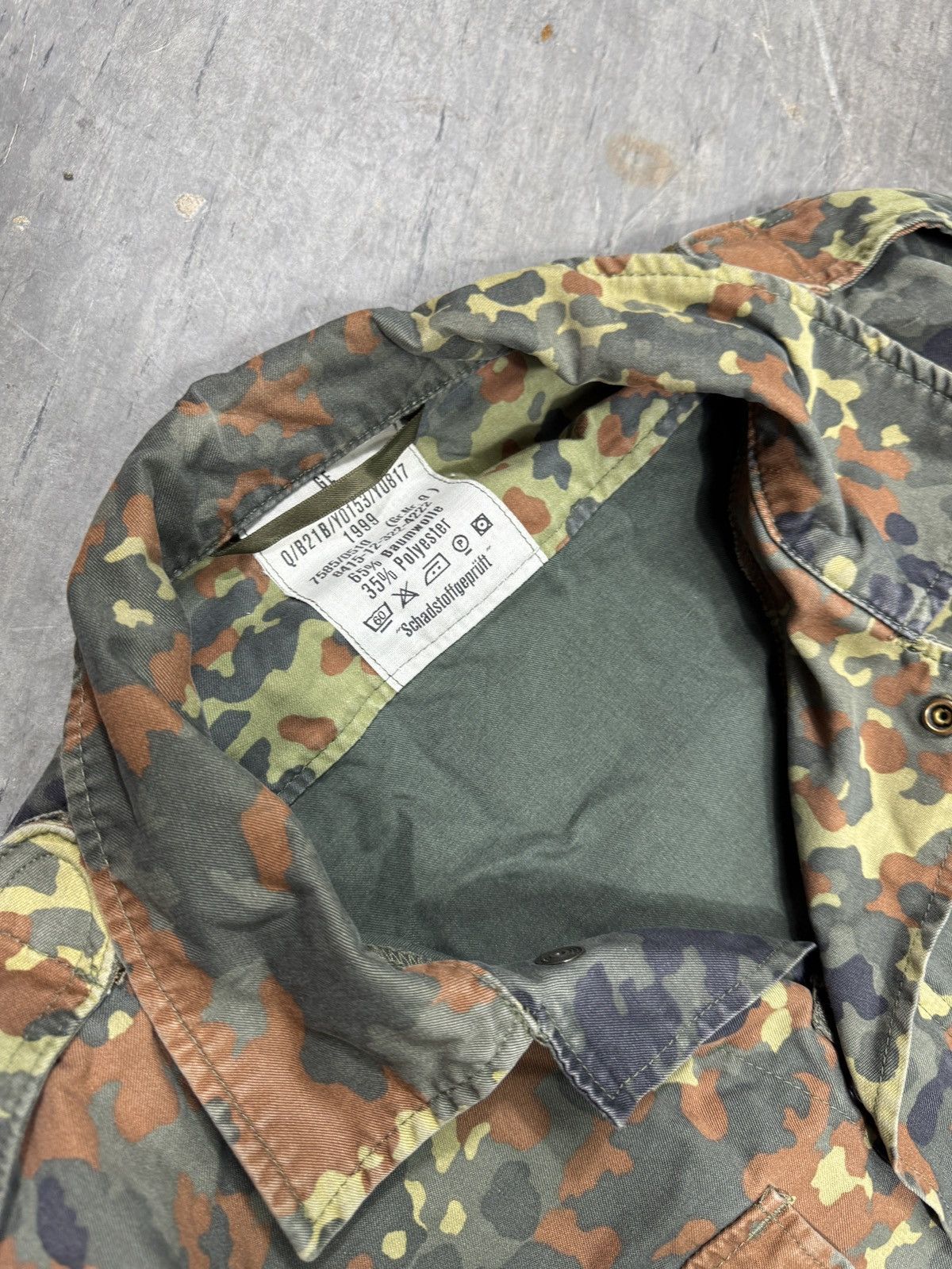 Japanese Brand ᶠᵃⁿᶜʸᵍᵘʸBOXY Army Shirt Vintage Cropped Button Up 90s 80 Size US M / EU 48-50 / 2 - 6 Thumbnail