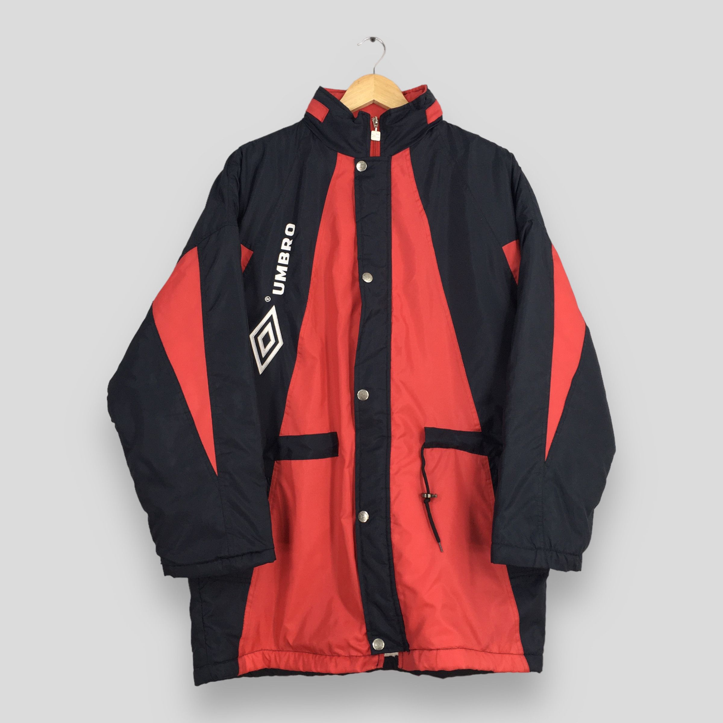 image of Sports Specialties x Umbro Vintage Umbro Sport Multicolor Sherpa Jacket Medium in Black/Red, Men's
