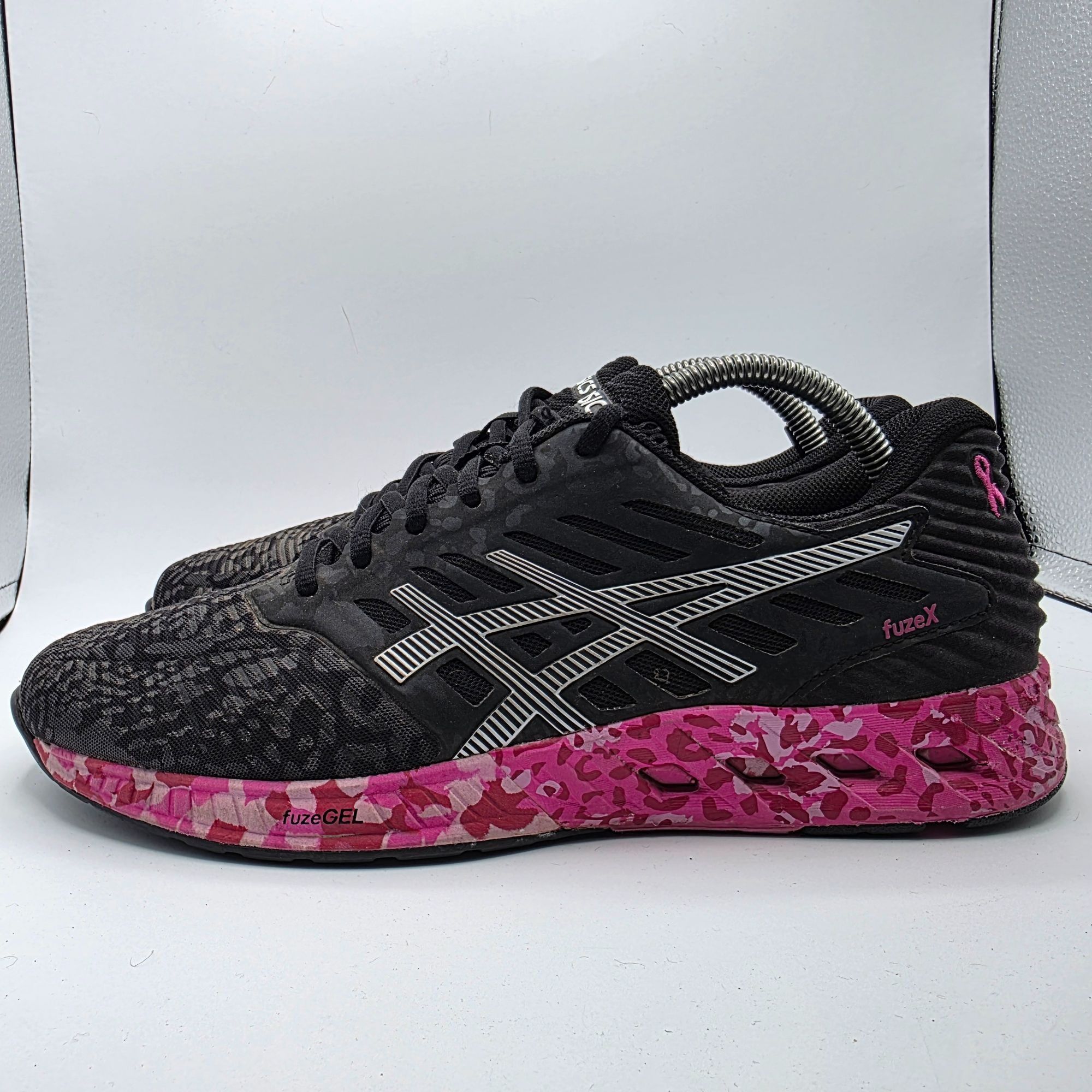 Asics Asics FuzeX Breast Cancer Awareness Mens Size 9 Black Pink A Size US 9 / EU 42 - 13 Thumbnail