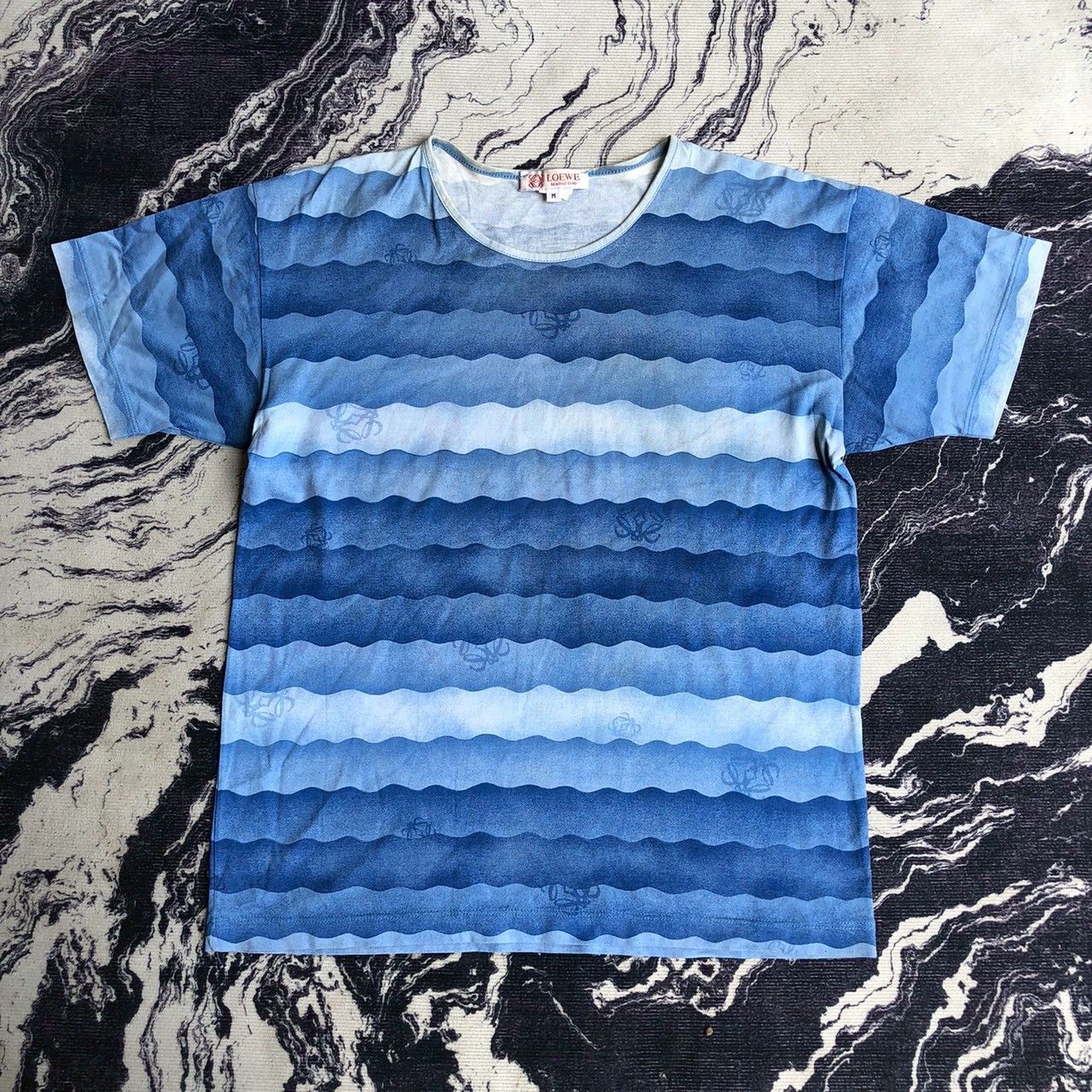 Loewe Vintage Loewe Wave Pattern Tee Blue Gradient Size M / US 6-8 / IT 42-44 - 1 Thumbnail