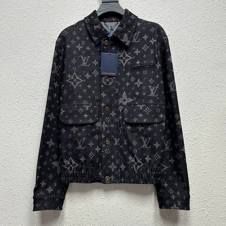 Louis Vuitton Louis Vuitton 24SS new Jean jacket with baby's breath print Size US M / EU 48-50 / 2 - 1 Thumbnail