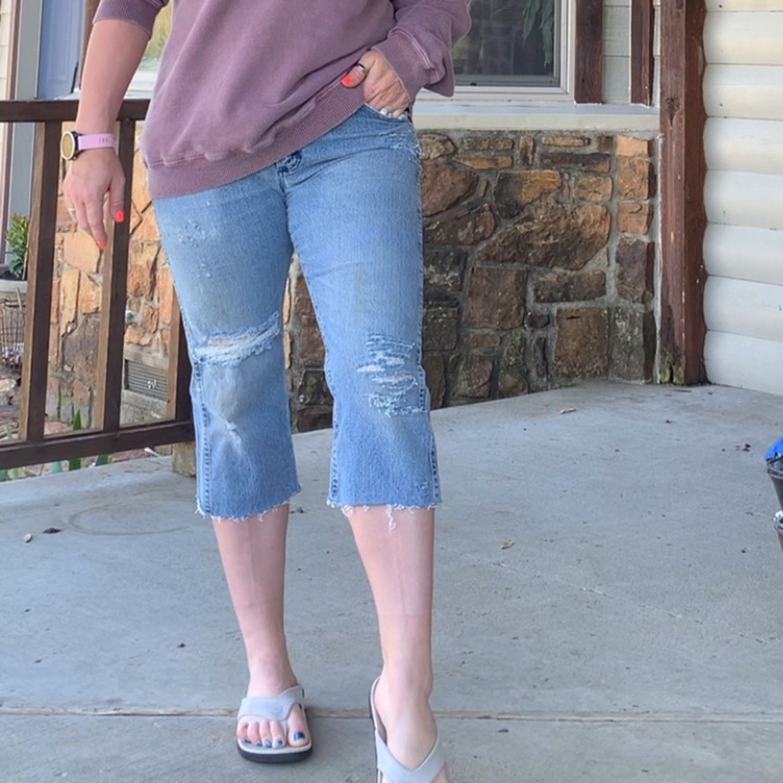 Wrangler Vintage Wrangler upcycled DIY distressed crop jean Size 32" / US 10 / IT 46 - 2 Thumbnail