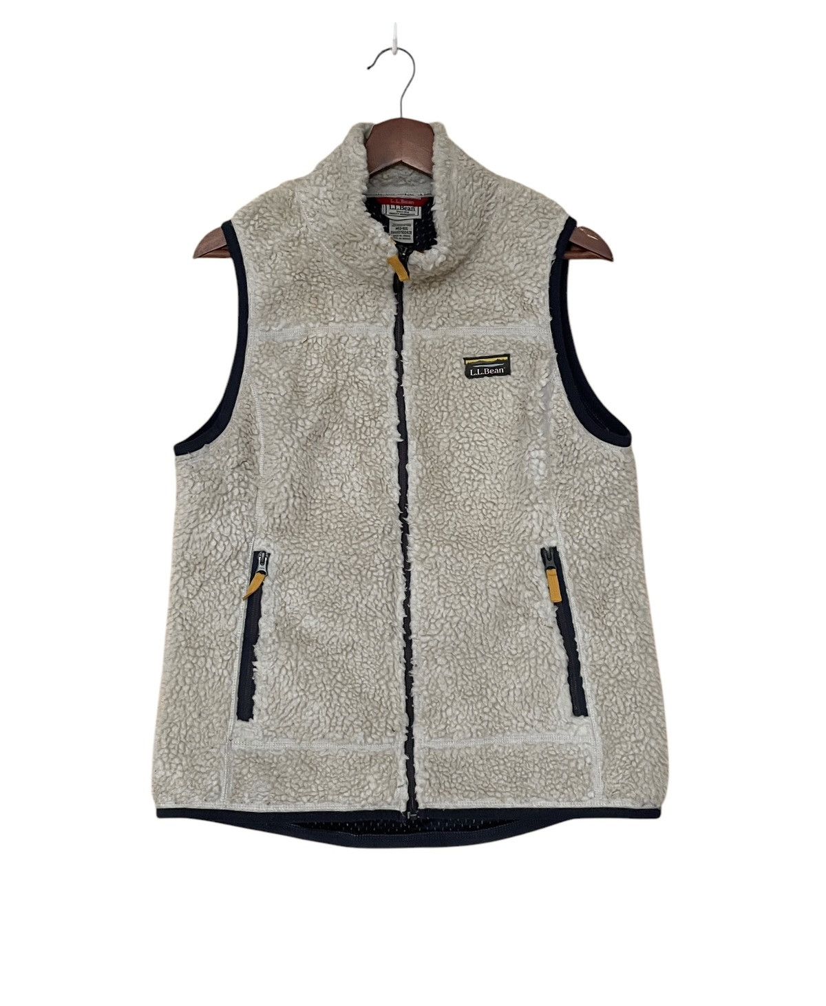 L.L. Bean × Vintage Vintage Brand L.L Bean Fur Vest 1990s Size US M / EU 48-50 / 2 - 1 Thumbnail