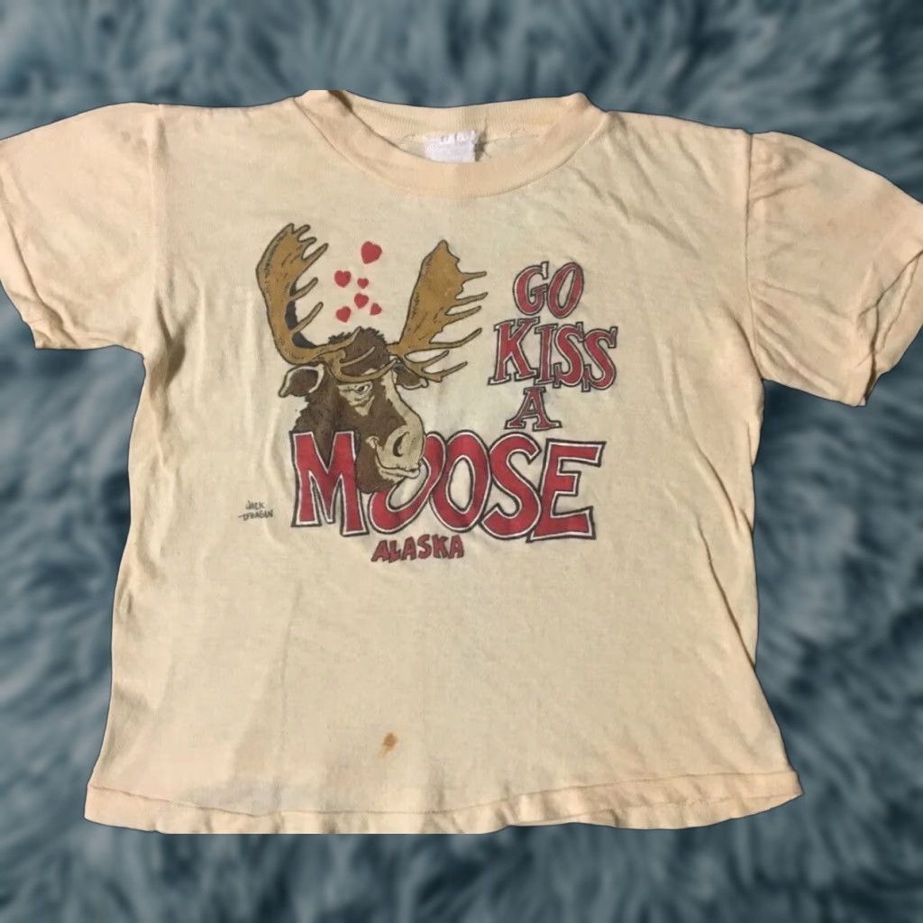 Vintage VINTAGE Go Kiss A Moose Alaska Faded Shirt XS Beige/Beige T-Shirt Women Short Sleeve 70s 80s 90s Grunge Biker Humor Novelty Retro Rockabilly Size XS / US 0-2 / IT 36-38 - 1 Thumbnail