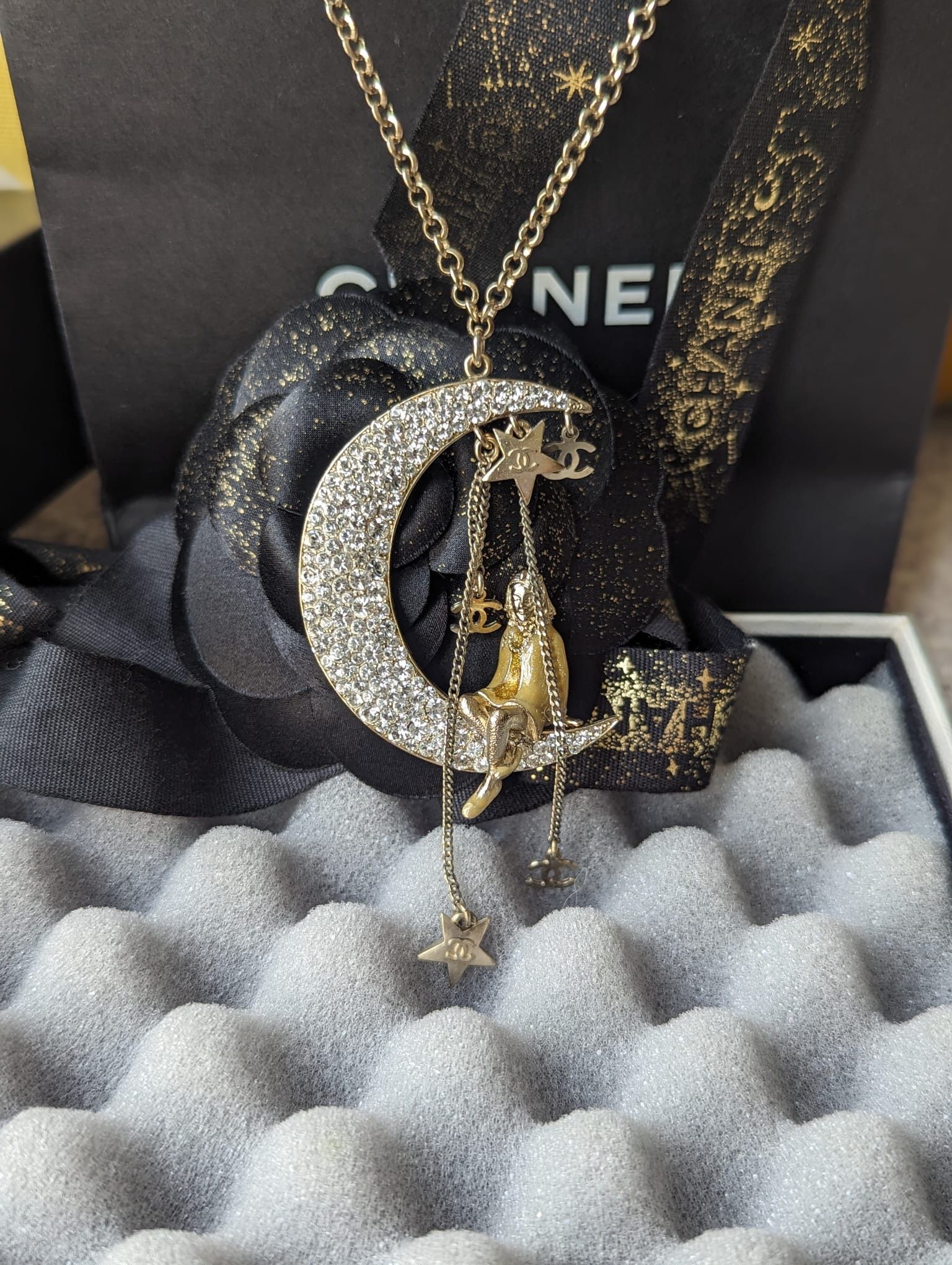 Chanel Chanel CC 08P CoCo on the Moon GHW Crystal Logo Necklace tag Size ONE SIZE - 5 Thumbnail