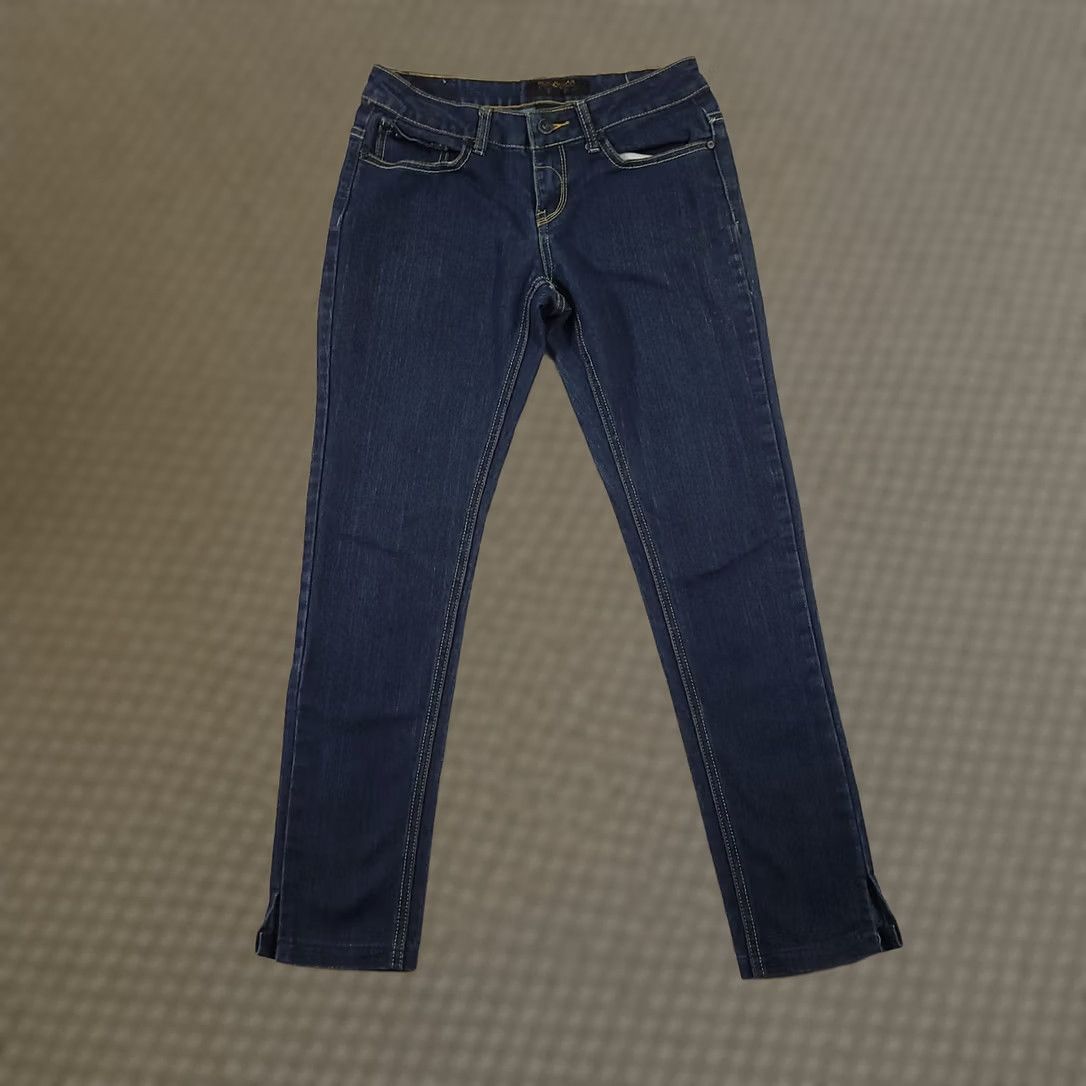 Rocawear Rocawear Jeans Womens 6 Blue Skinny Denim Embroidered Pockets 28x28 Blue Stretch 5-Pocket Womens Jeans Mens? Size 28" / US 6 / IT 42 - 1 Thumbnail