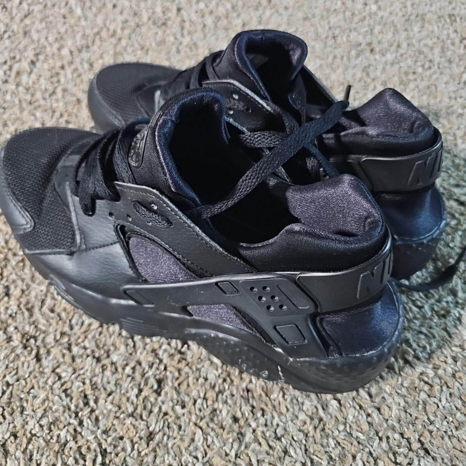 Nike Nike Hurache 7Y Black Shoes 654275-016 Size US 7 / EU 40 - 4 Thumbnail